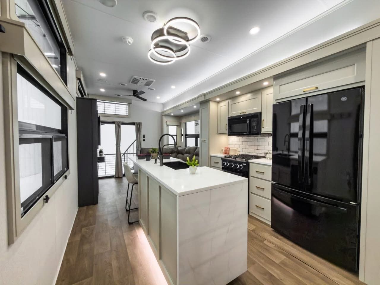 2026 Grand Design 2026 Grand Design Foundation - thumbnail 8