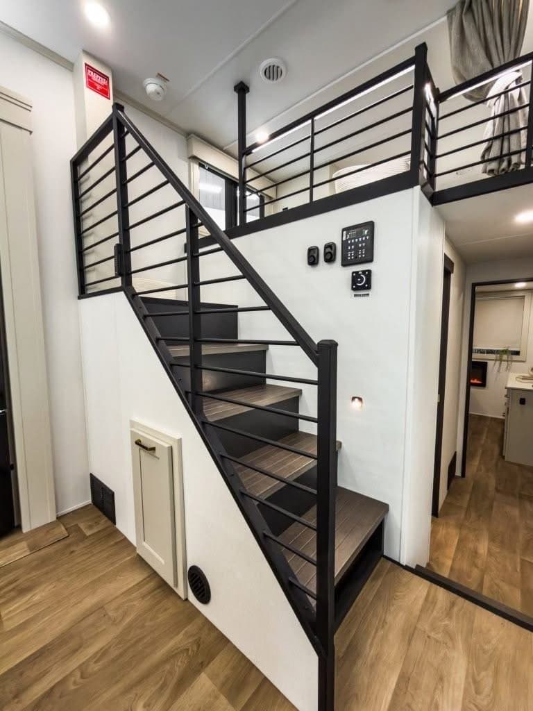 2026 Grand Design 2026 Grand Design Foundation - thumbnail 10