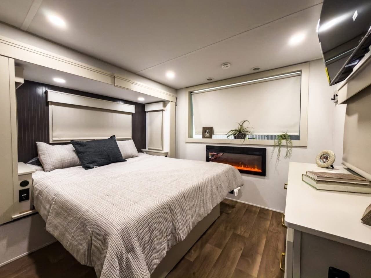 2026 Grand Design 2026 Grand Design Foundation - thumbnail 13