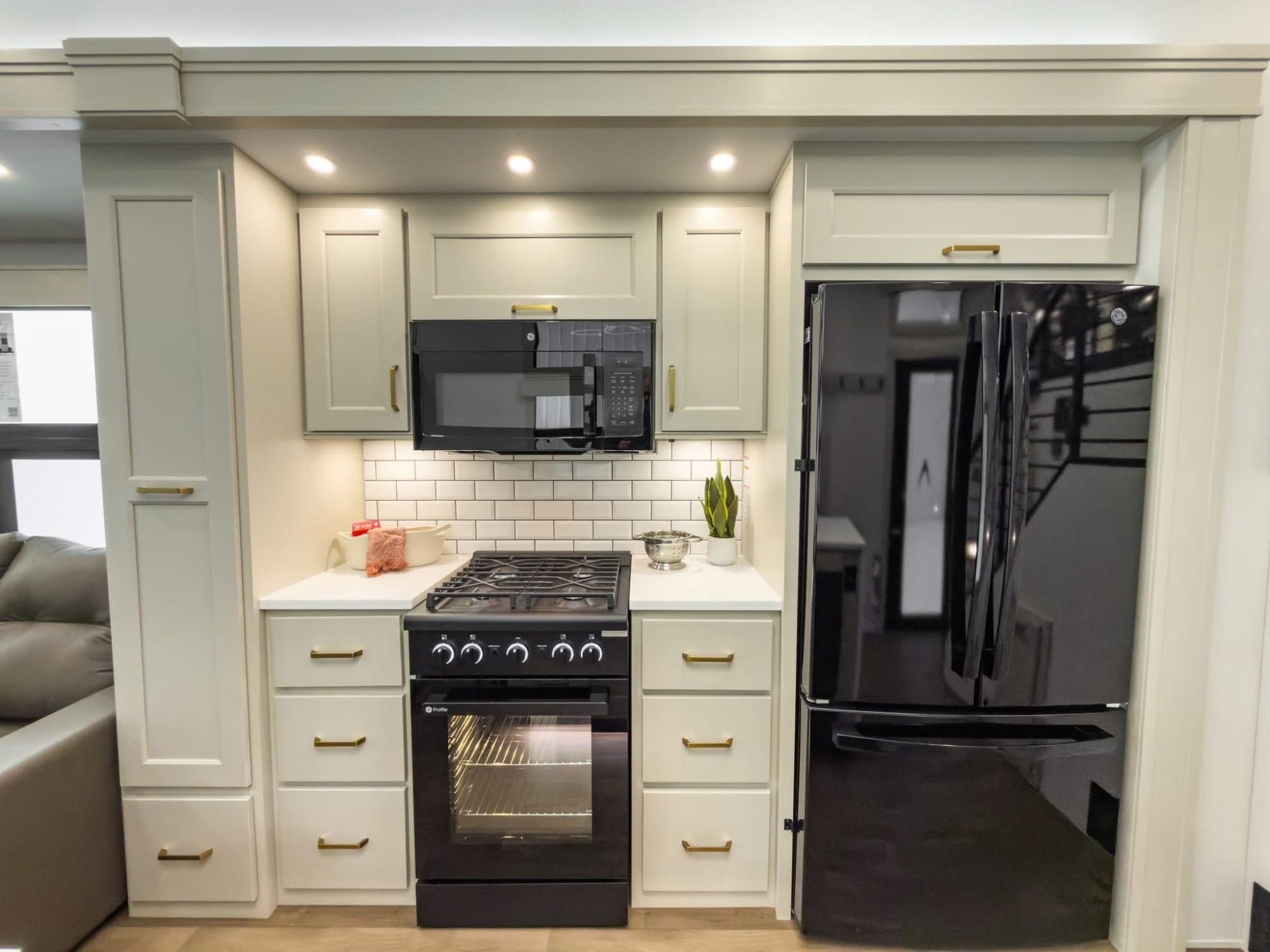 2026 Grand Design 2026 Grand Design Foundation - thumbnail 9