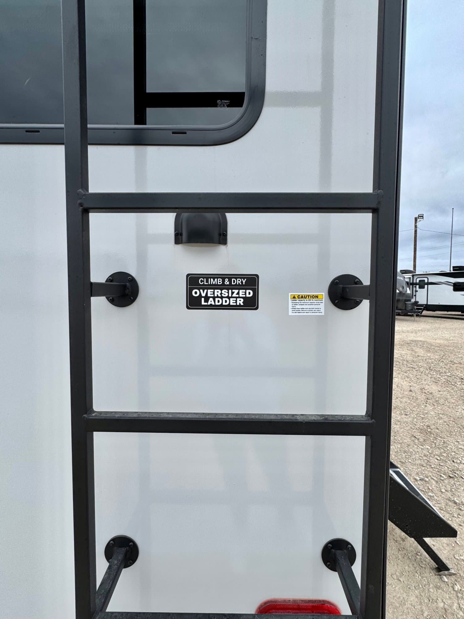 2025 Alliance RV 2025 Alliance RV Delta Ultra Lite - thumbnail 12