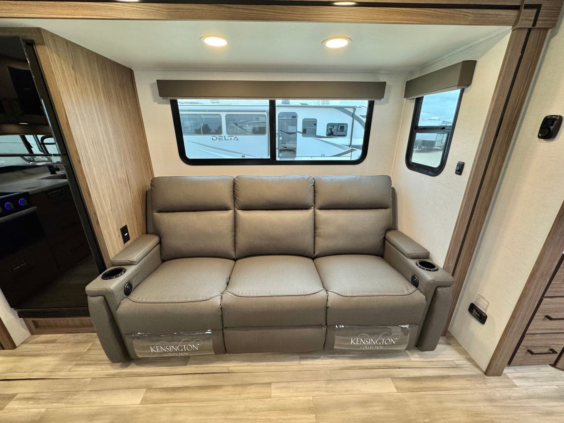 2025 Alliance RV 2025 Alliance RV Delta Ultra Lite - thumbnail 15