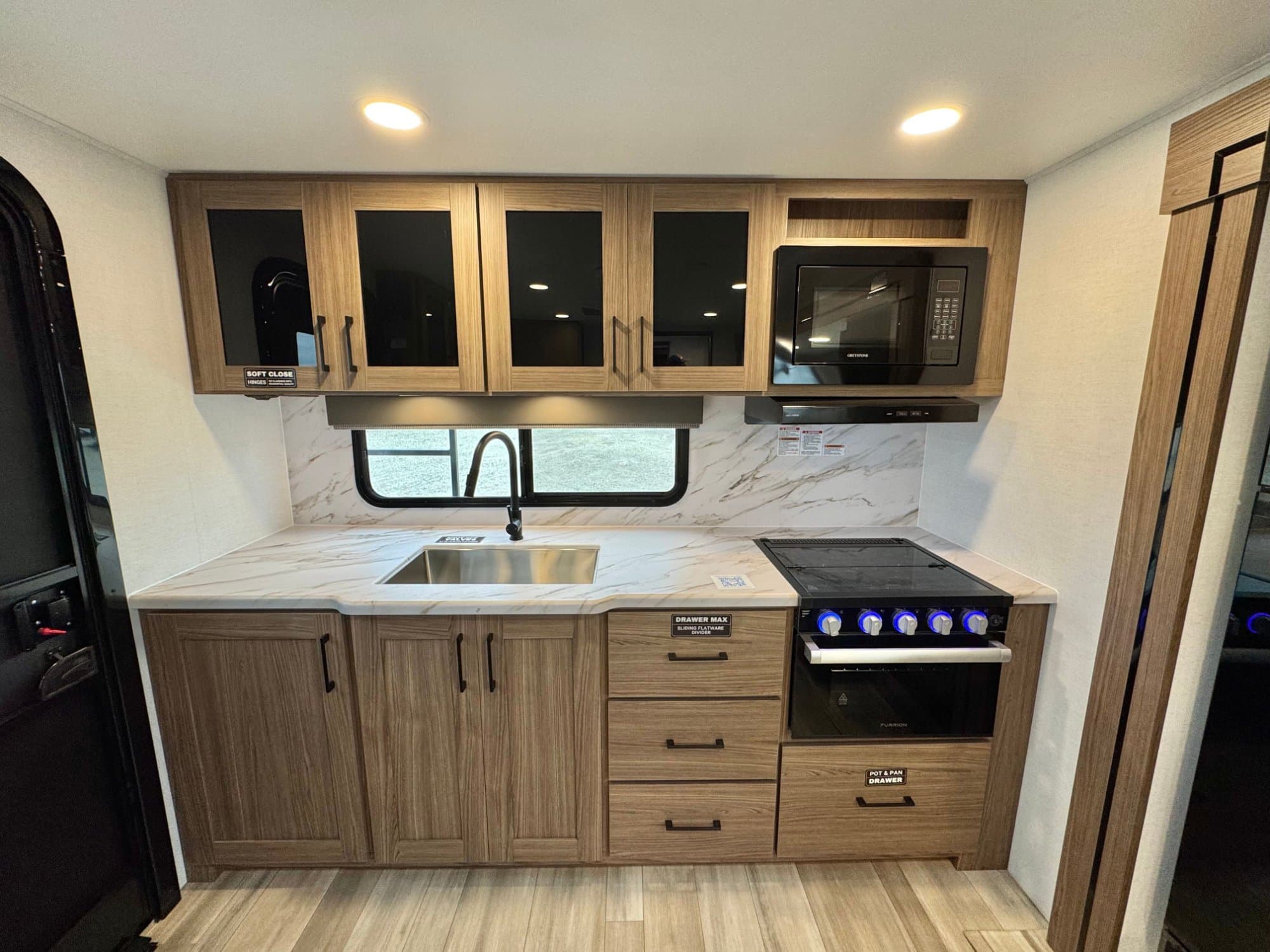 2025 Alliance RV 2025 Alliance RV Delta Ultra Lite - thumbnail 20