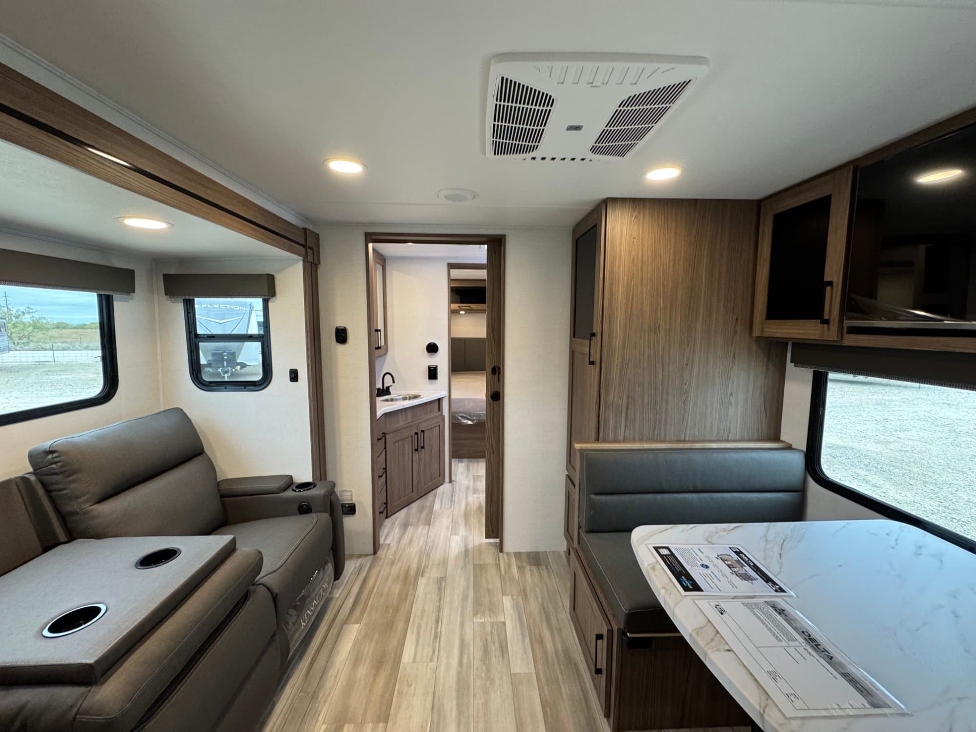 2025 Alliance RV 2025 Alliance RV Delta Ultra Lite - thumbnail 25