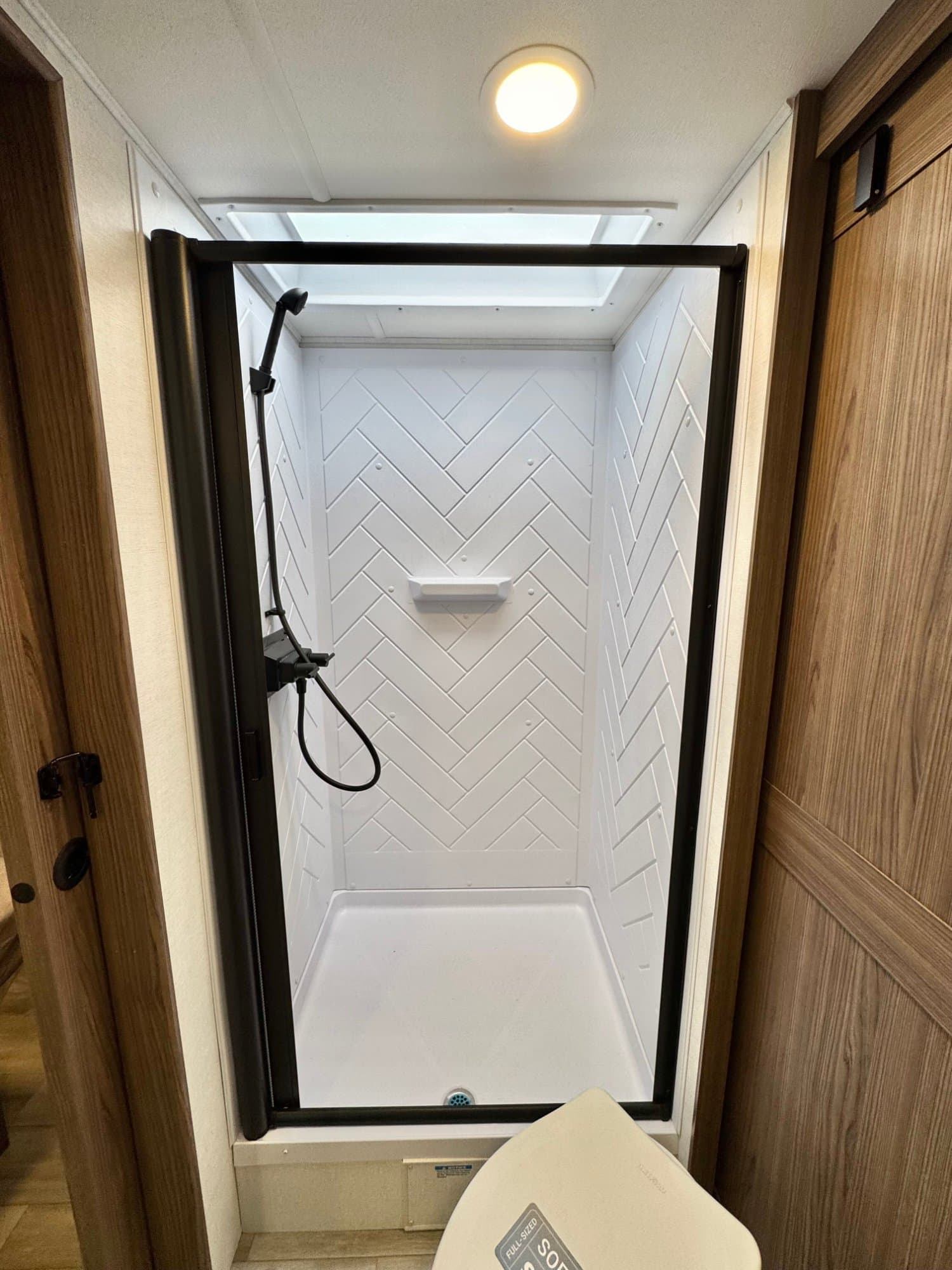 2025 Alliance RV 2025 Alliance RV Delta Ultra Lite - thumbnail 30