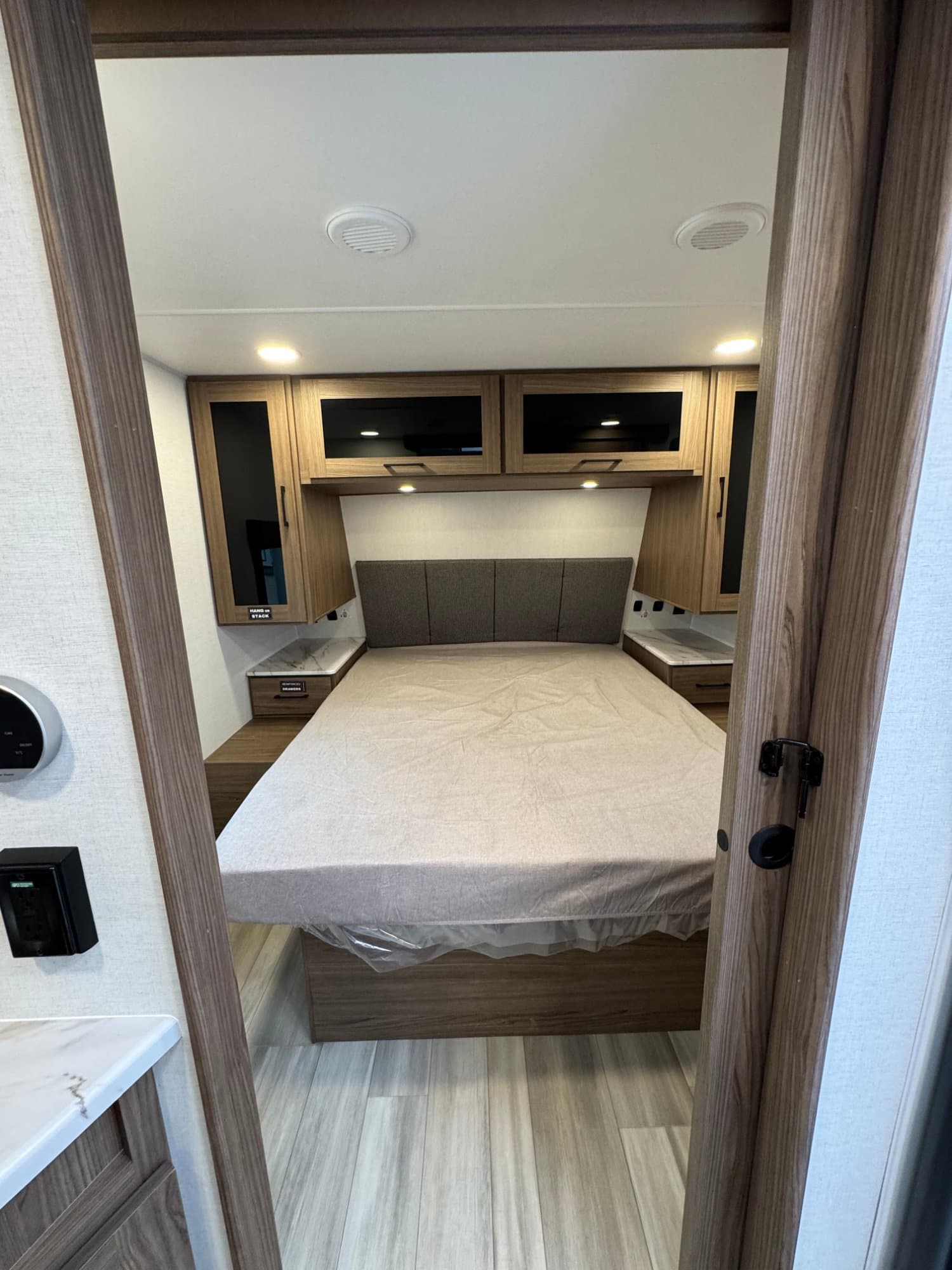 2025 Alliance RV 2025 Alliance RV Delta Ultra Lite - thumbnail 31