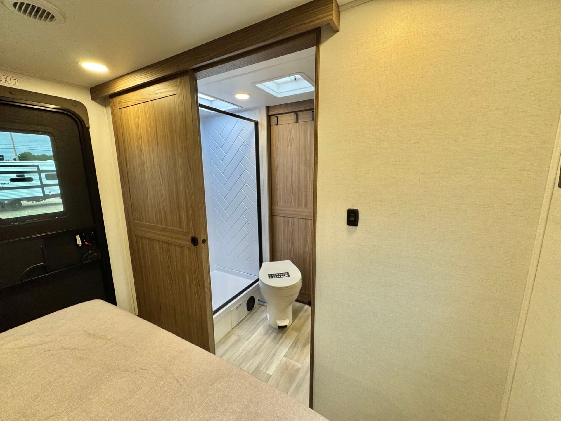 2025 Alliance RV 2025 Alliance RV Delta Ultra Lite - thumbnail 34