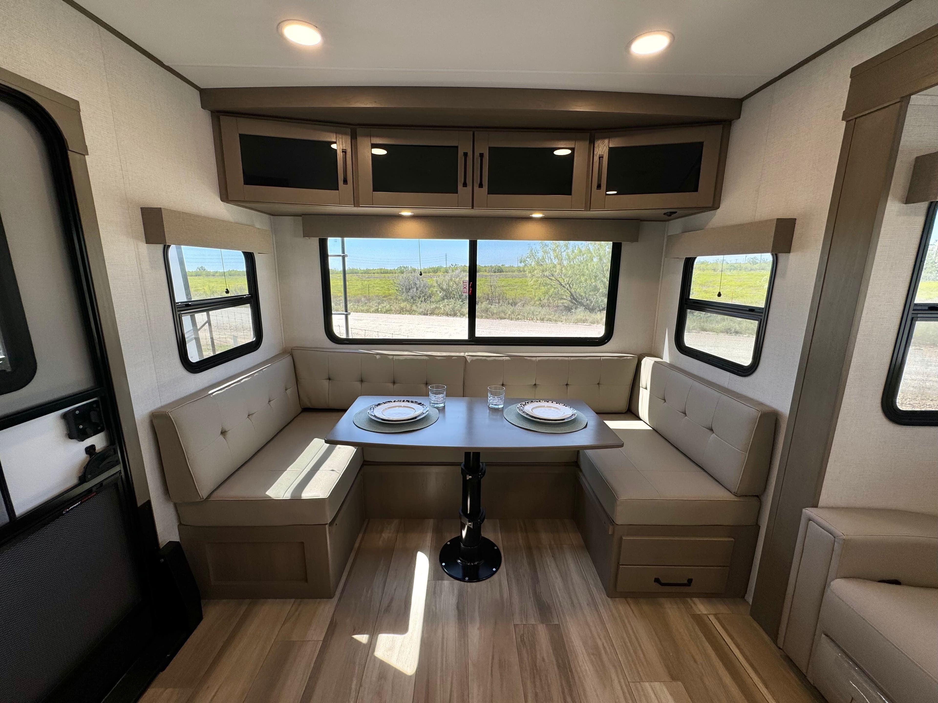 2025 Grand Design 2025 Grand Design Reflection - thumbnail 13