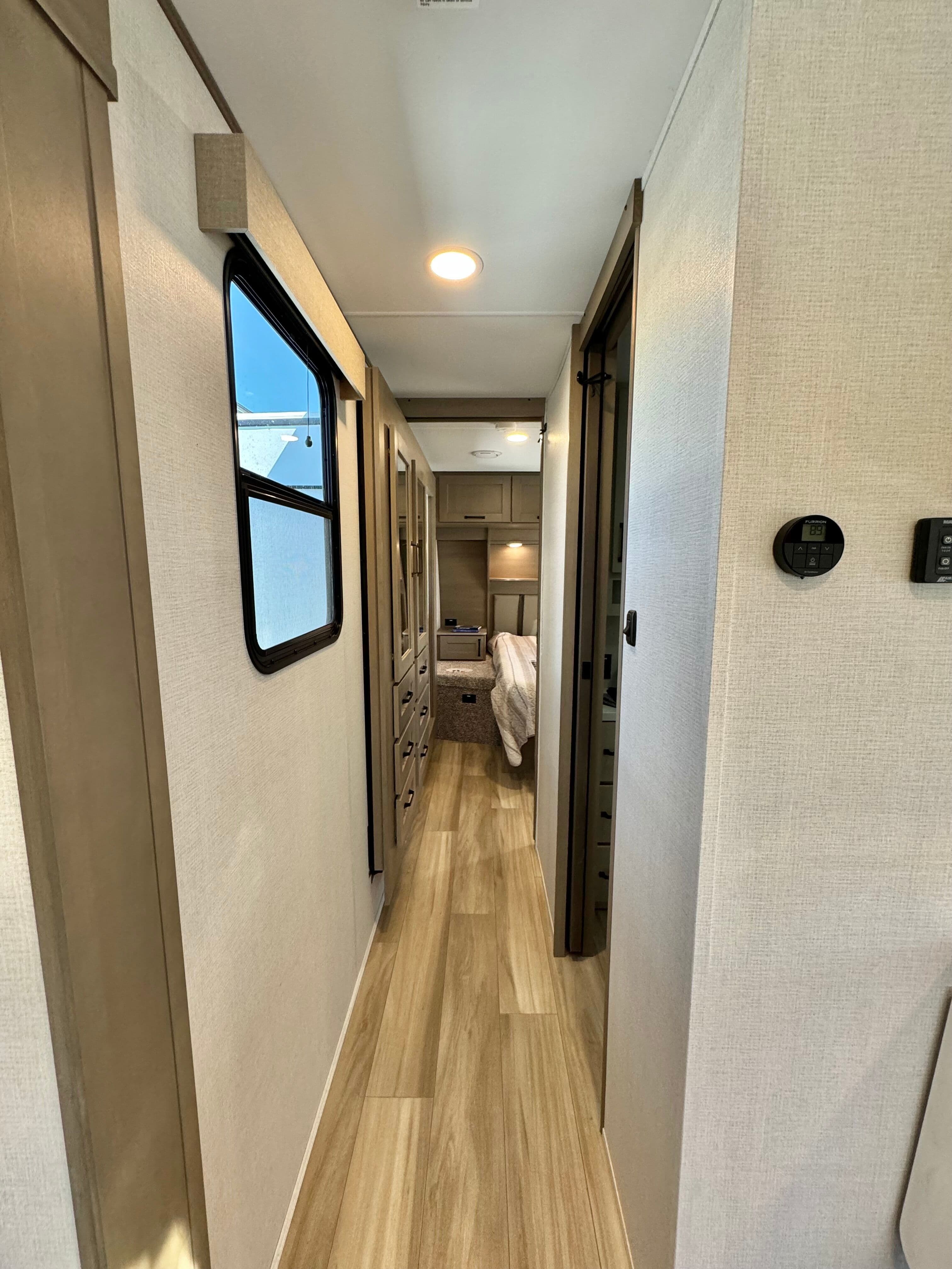 2025 Grand Design 2025 Grand Design Reflection - thumbnail 27