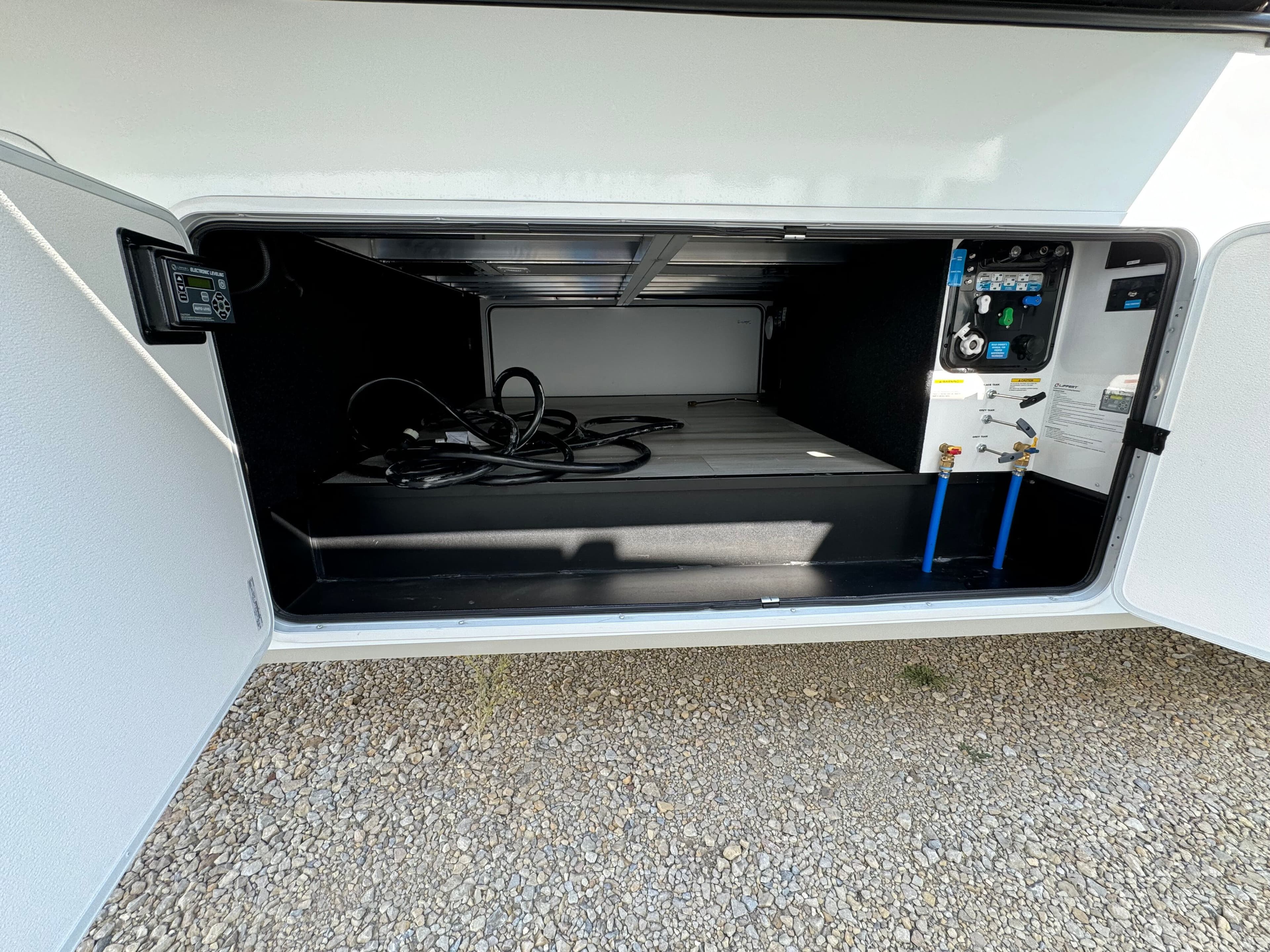 2025 Grand Design 2025 Grand Design Influence - thumbnail 10