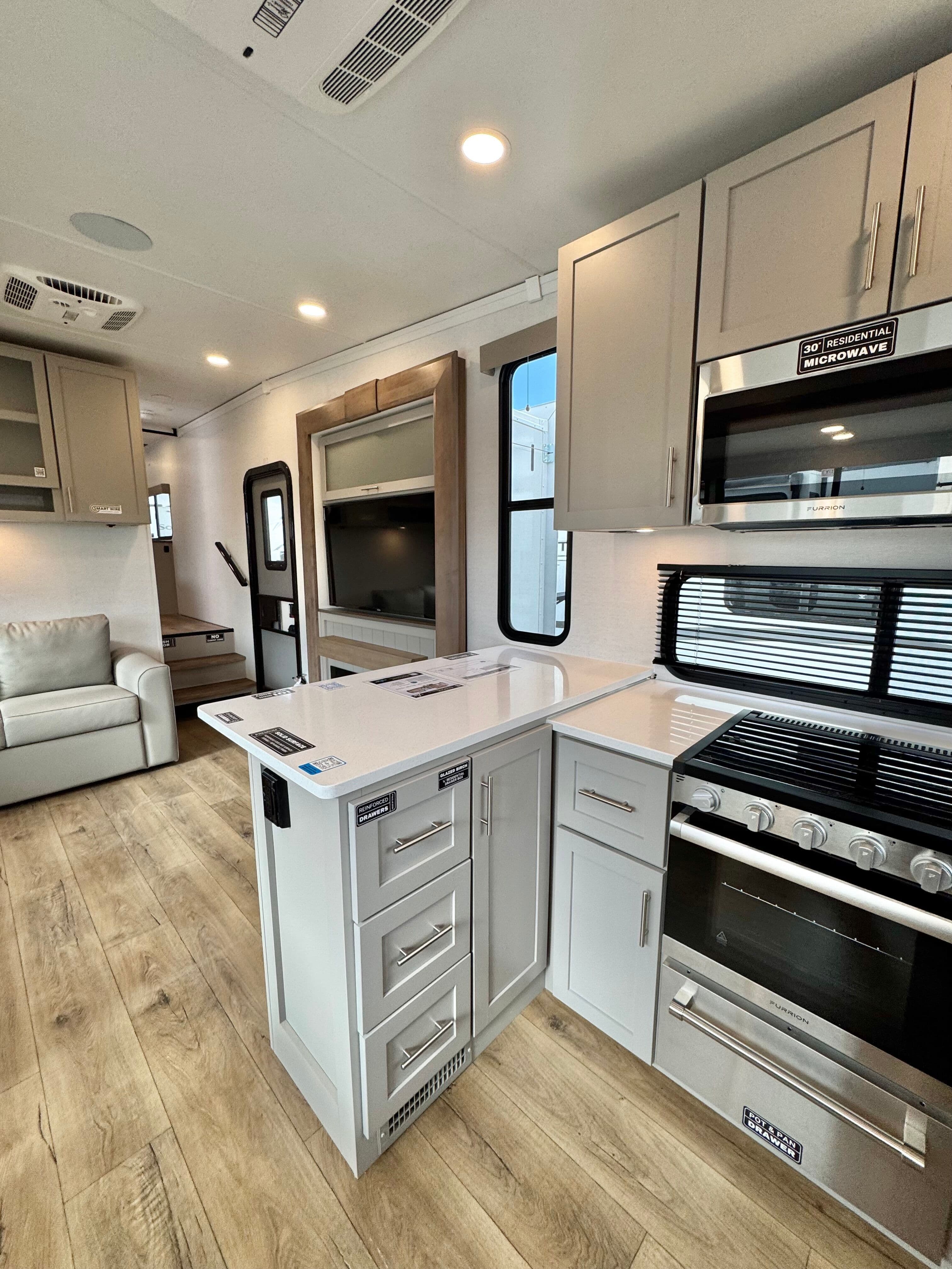 2025 Alliance RV 2025 Alliance RV Avenue - thumbnail 37