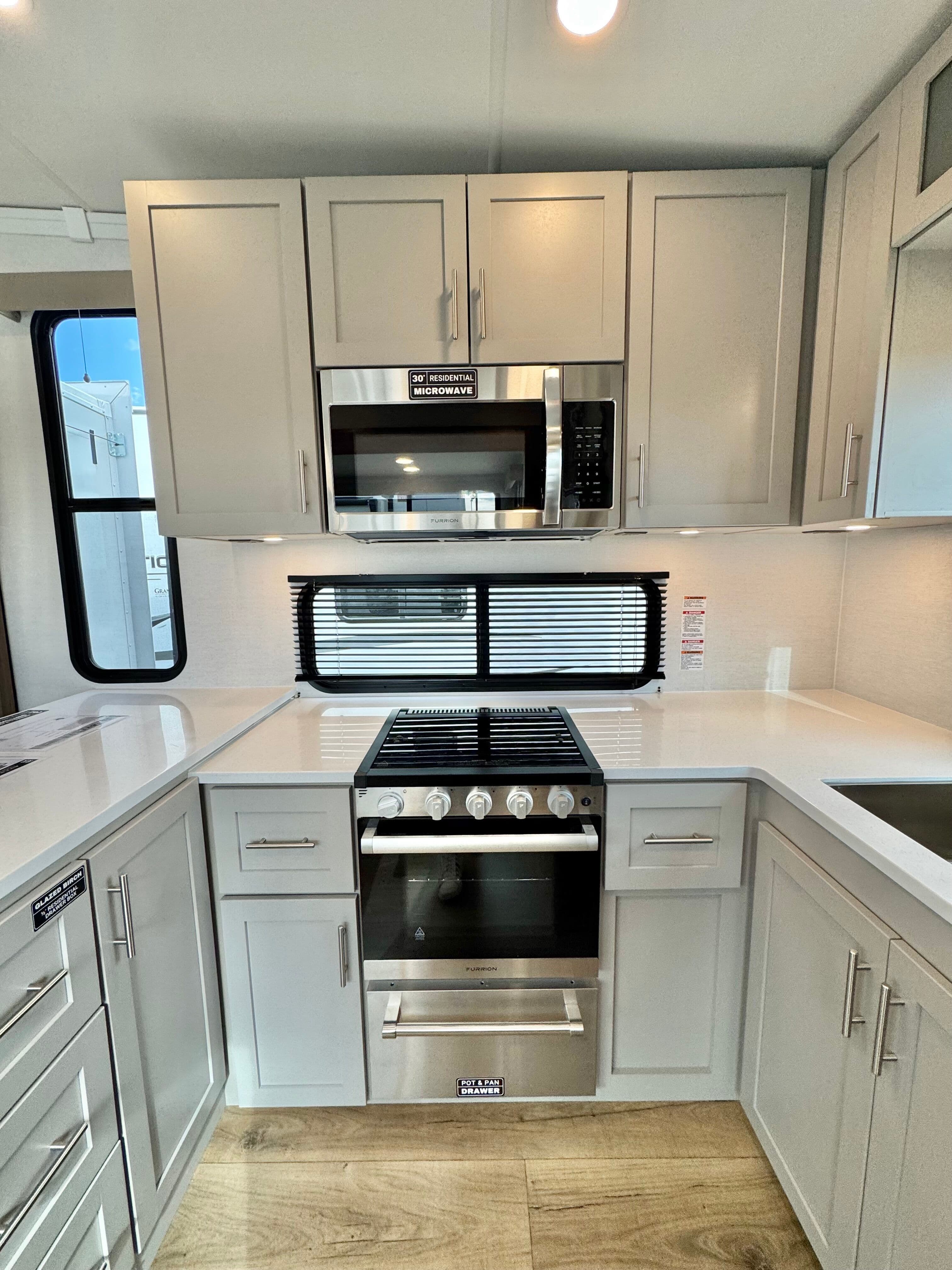 2025 Alliance RV 2025 Alliance RV Avenue - thumbnail 39