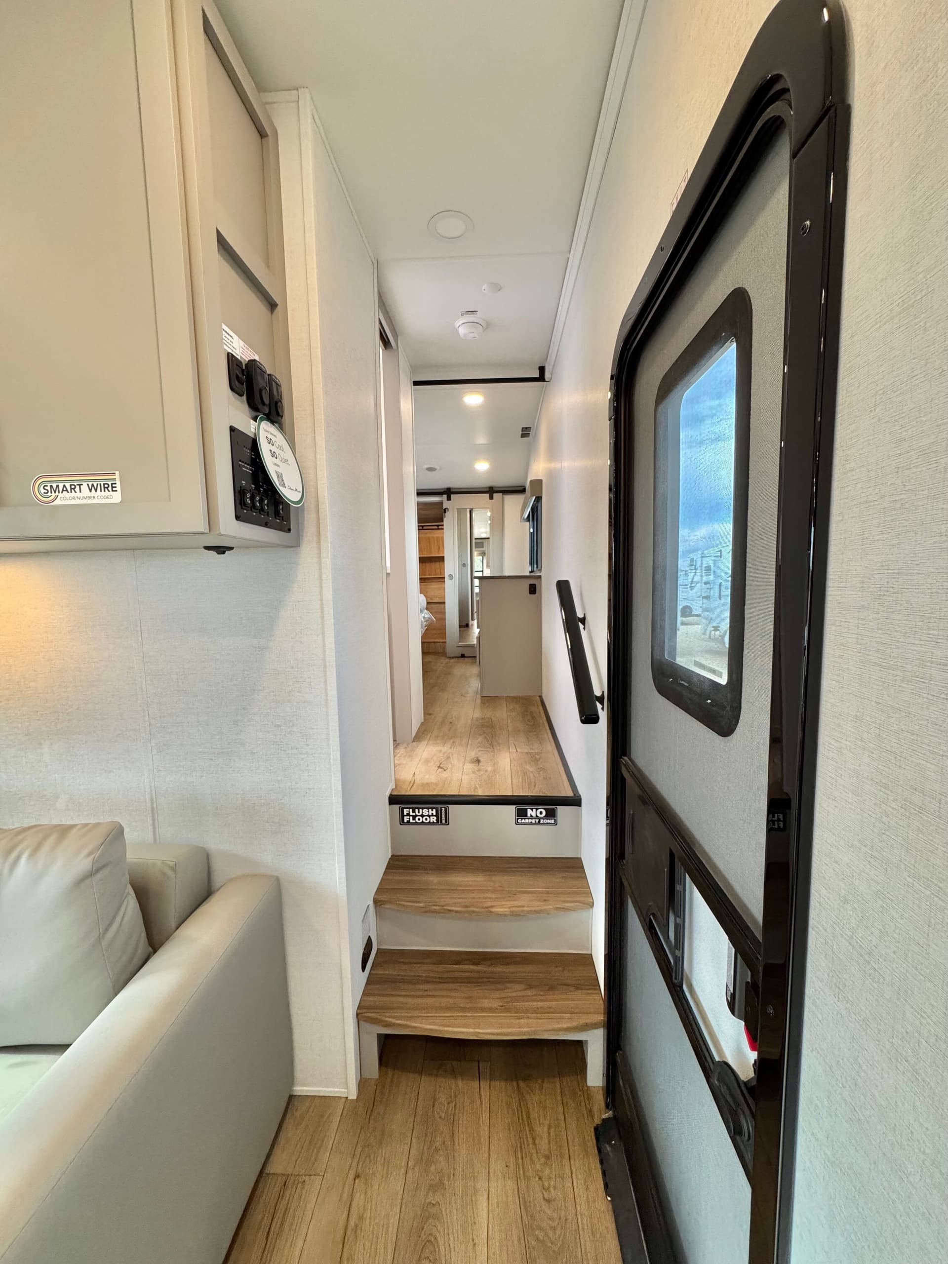 2025 Alliance RV 2025 Alliance RV Avenue - thumbnail 45