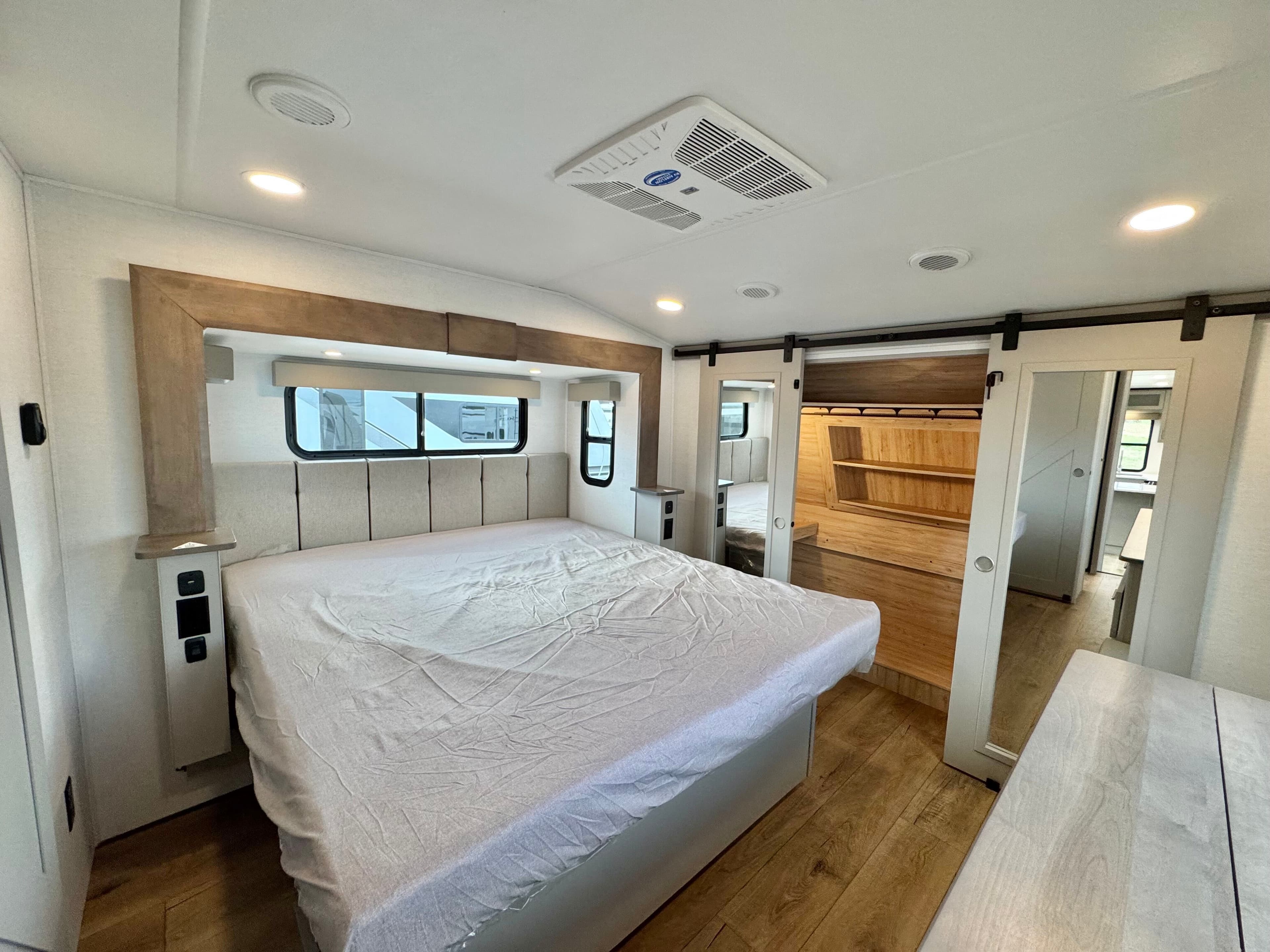 2025 Alliance RV 2025 Alliance RV Avenue - thumbnail 51