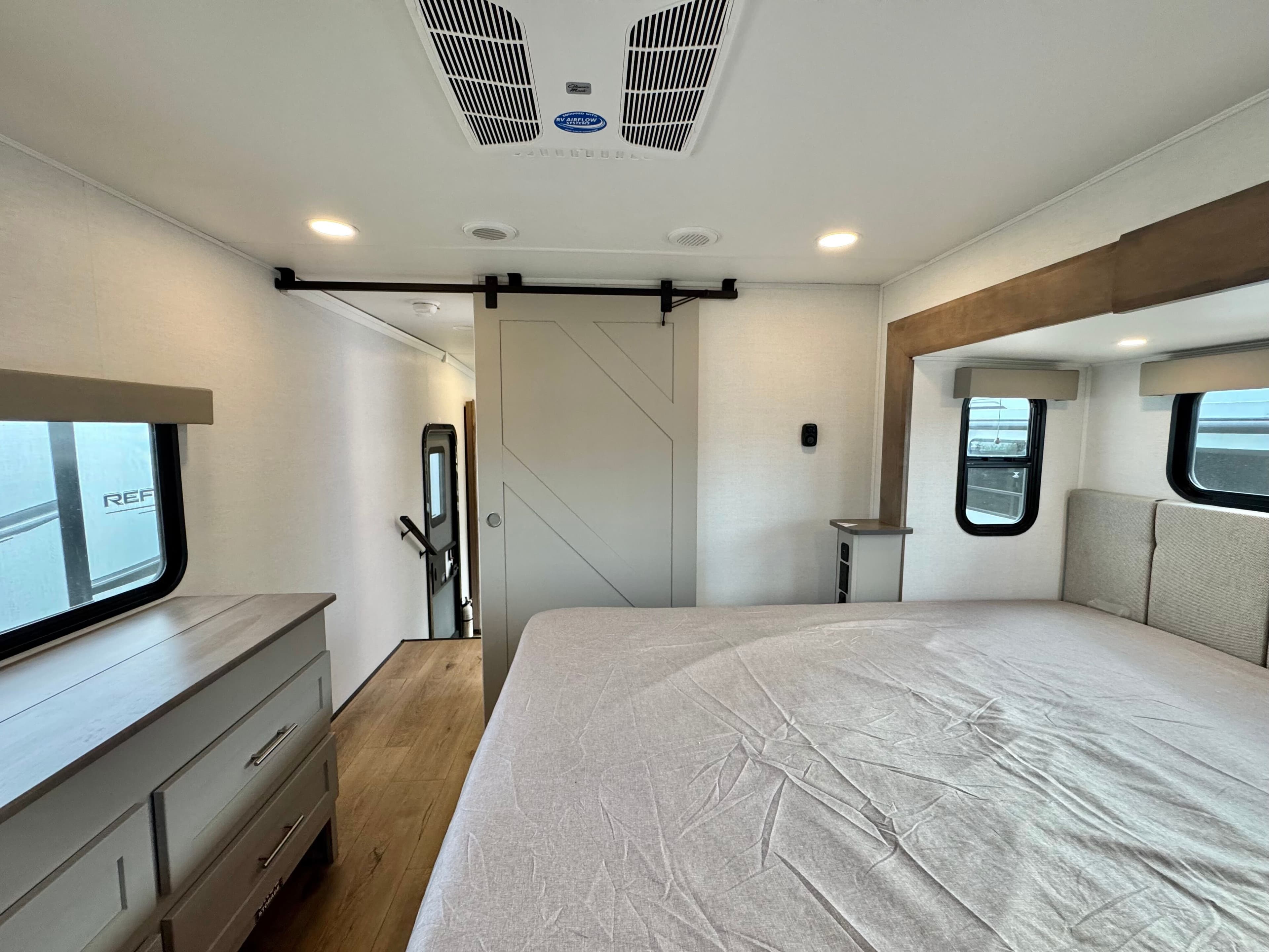 2025 Alliance RV 2025 Alliance RV Avenue - thumbnail 55