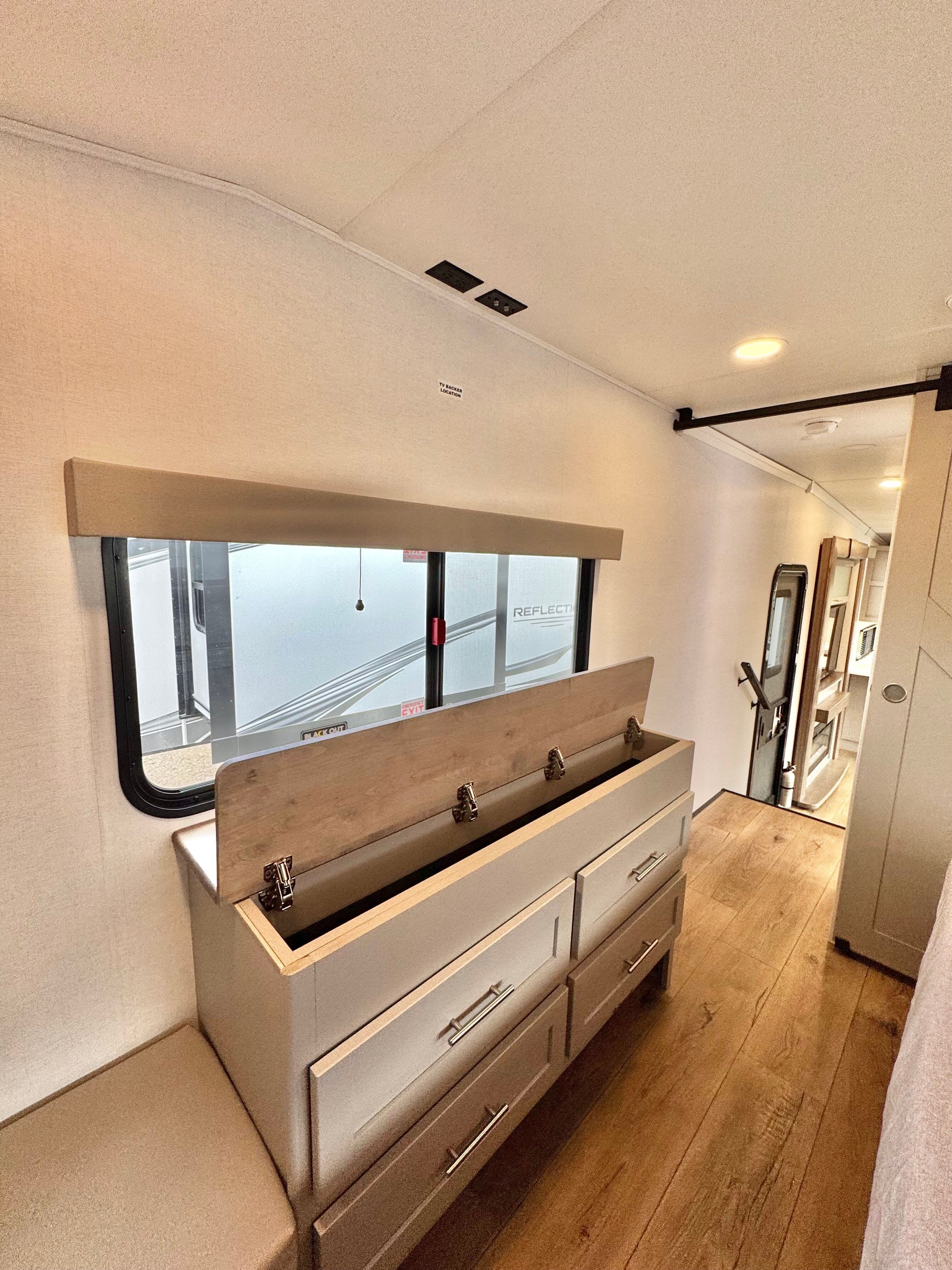 2025 Alliance RV 2025 Alliance RV Avenue - thumbnail 57