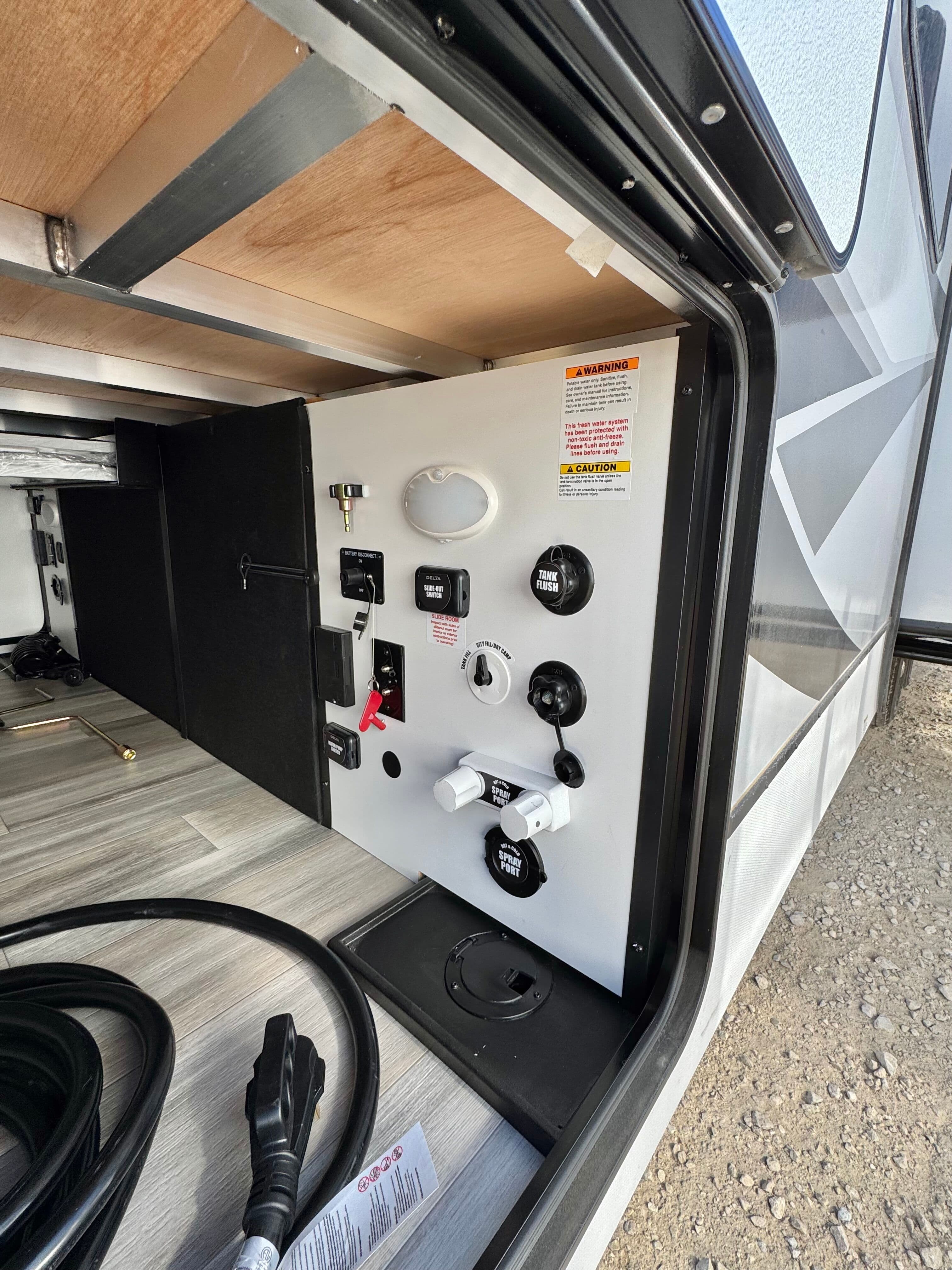 2025 Alliance RV 2025 Alliance RV Delta - thumbnail 14