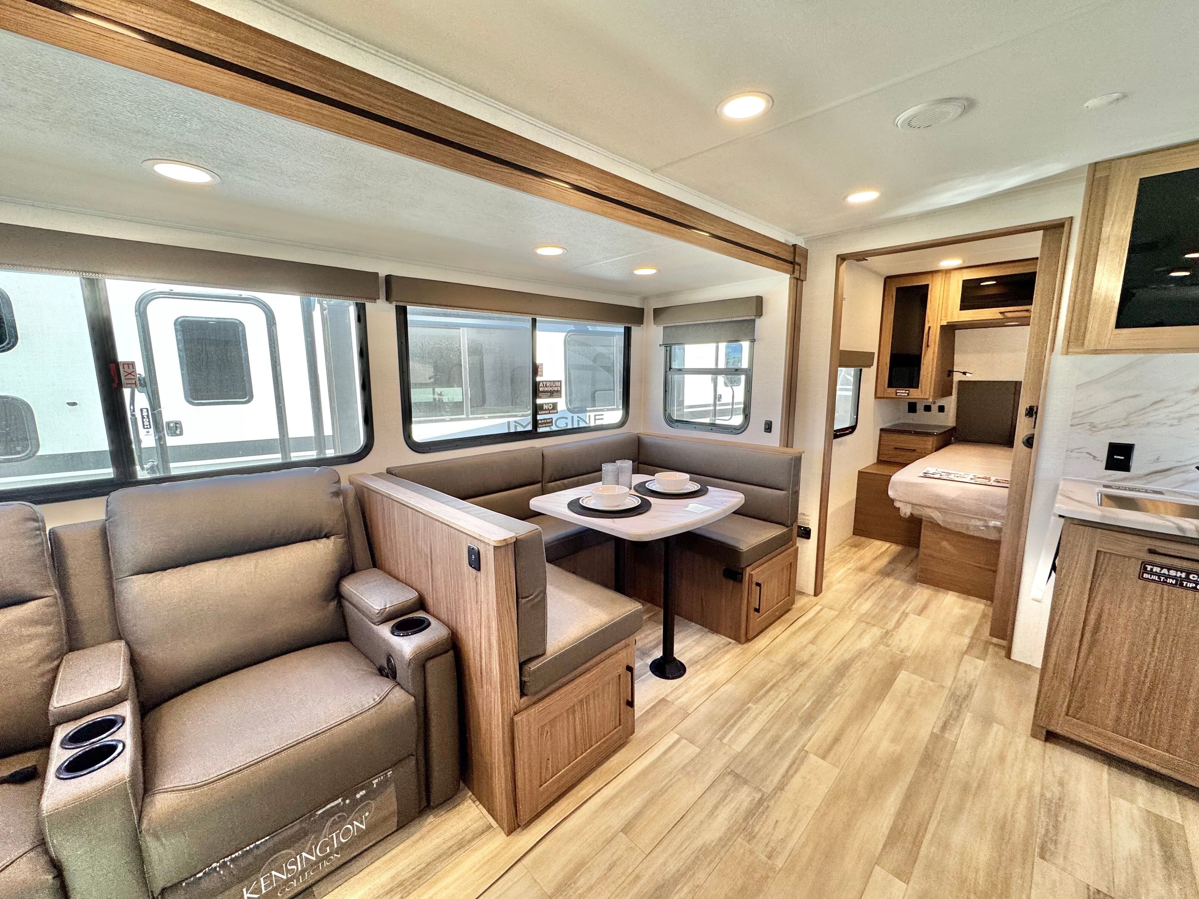 2025 Alliance RV 2025 Alliance RV Delta - thumbnail 20