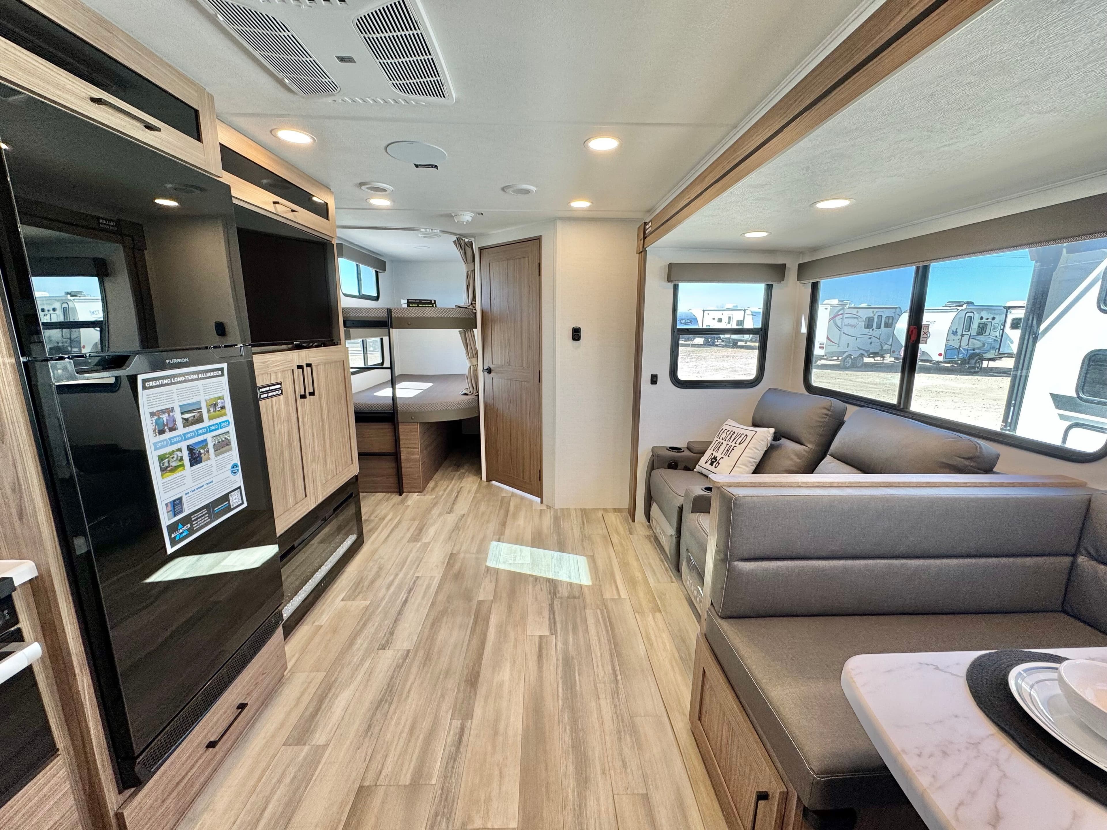 2025 Alliance RV 2025 Alliance RV Delta - thumbnail 23