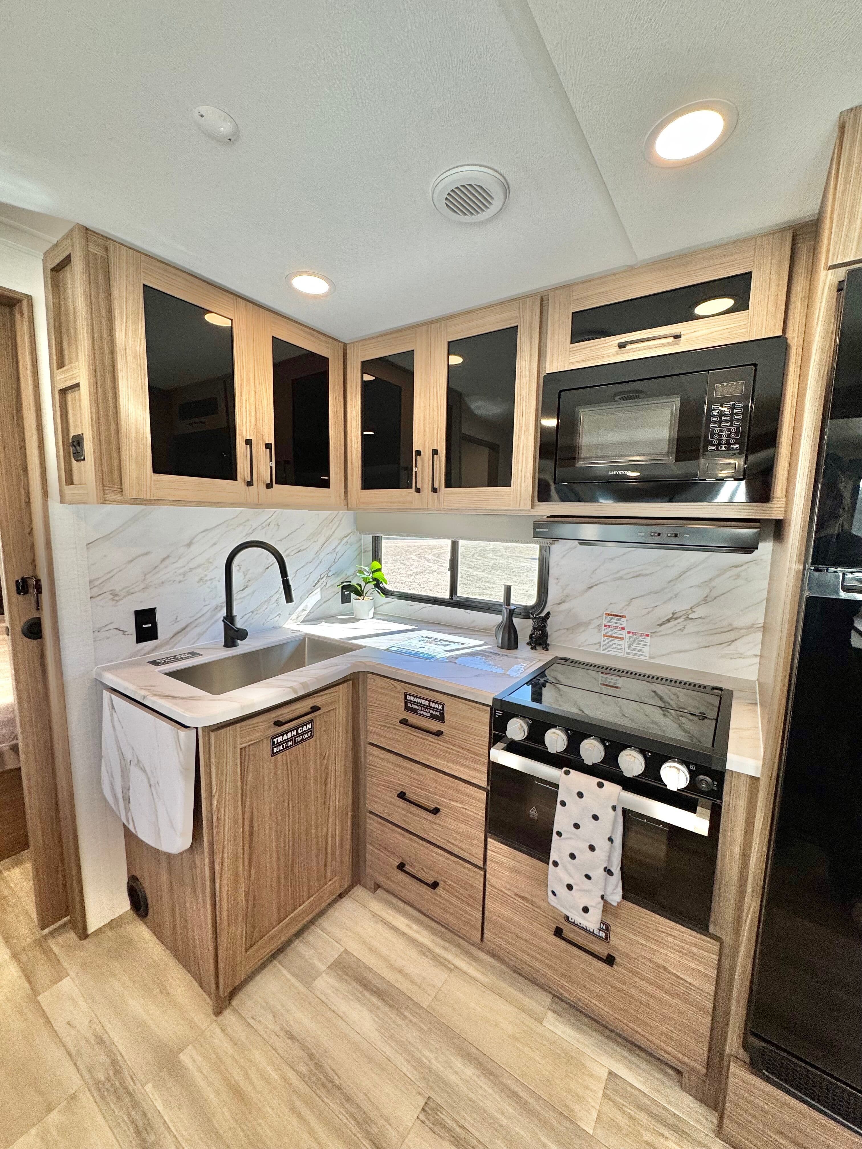 2025 Alliance RV 2025 Alliance RV Delta - thumbnail 27