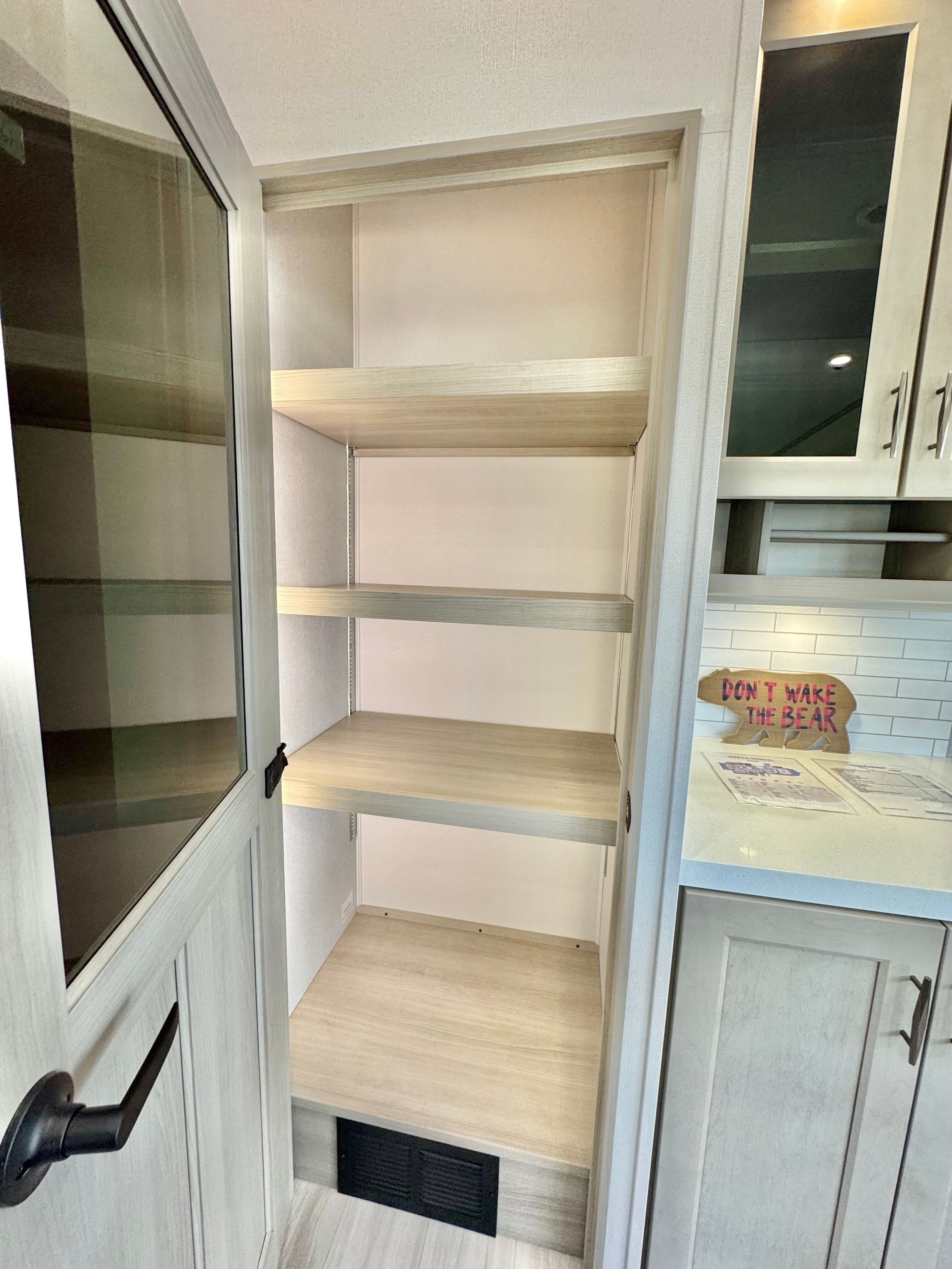 2025 Grand Design 2025 Grand Design Influence - thumbnail 29