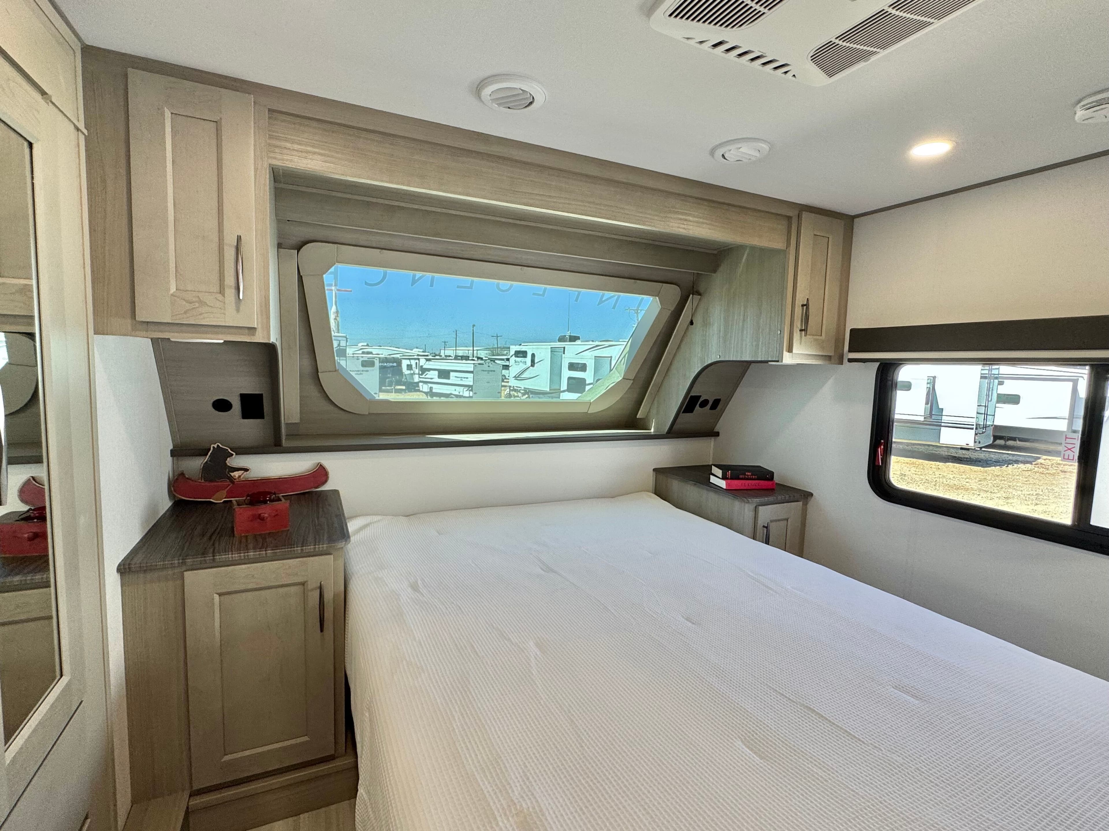 2025 Grand Design 2025 Grand Design Influence - thumbnail 44