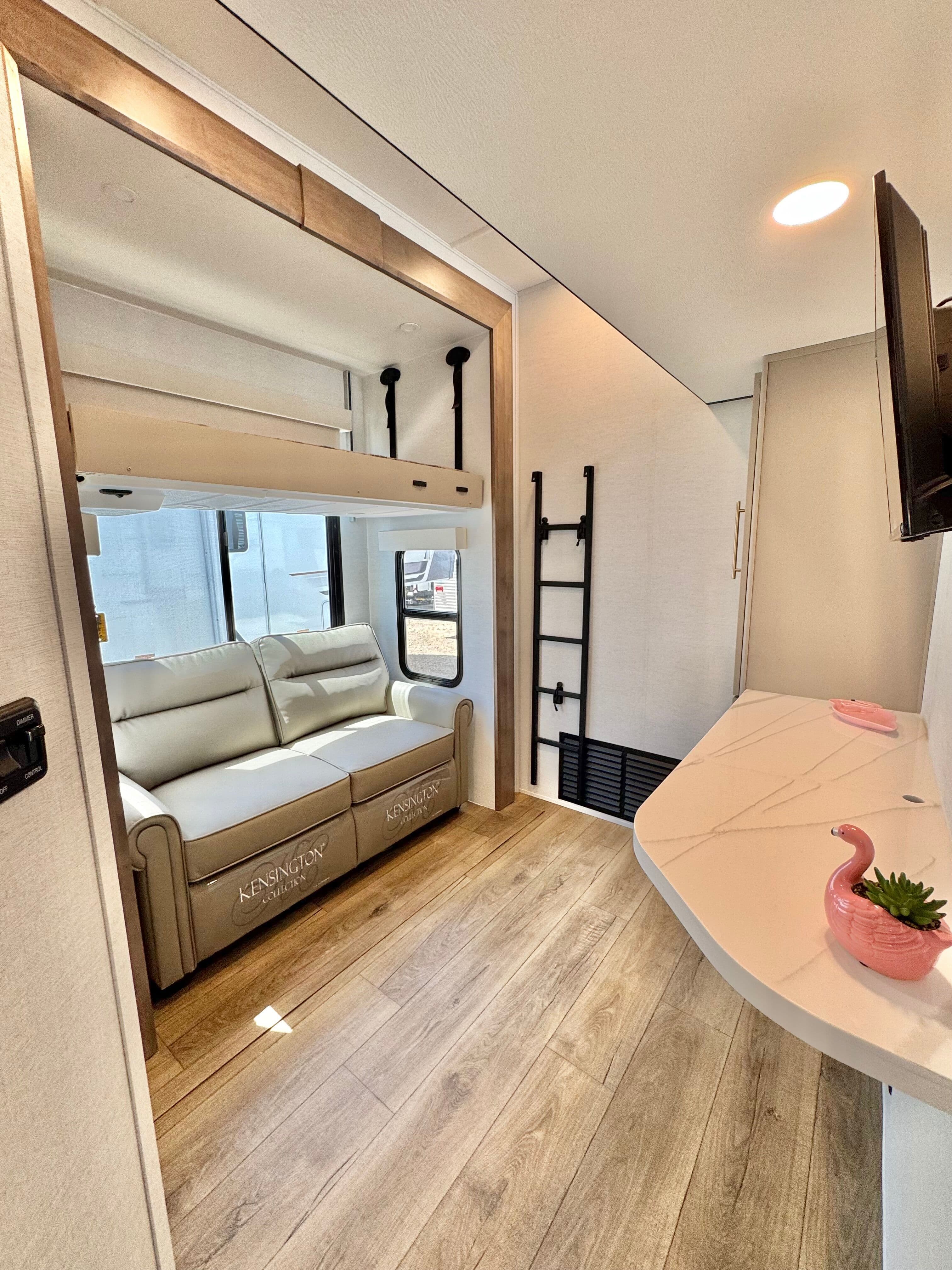 2025 Alliance RV 2025 Alliance RV Paradigm - thumbnail 48