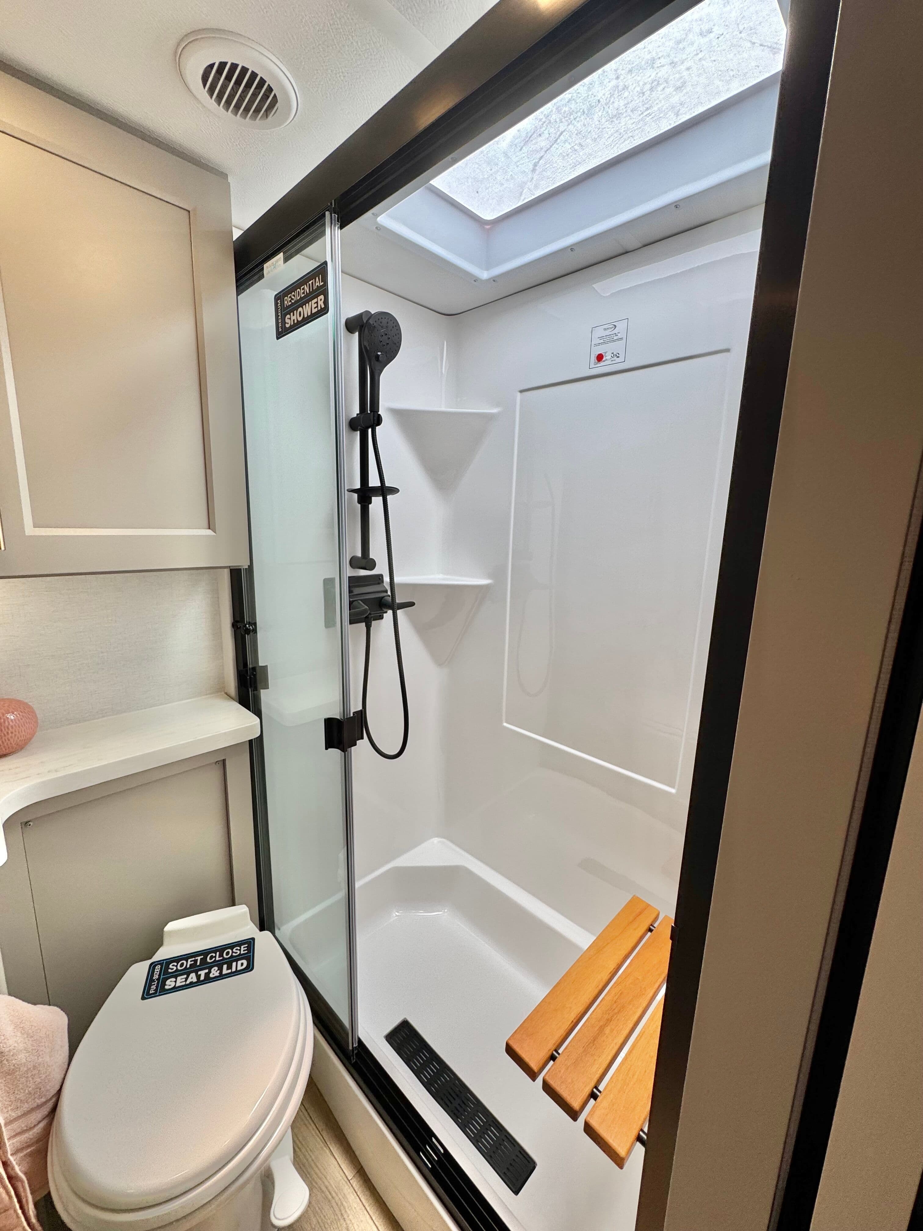 2025 Alliance RV 2025 Alliance RV Paradigm - thumbnail 57