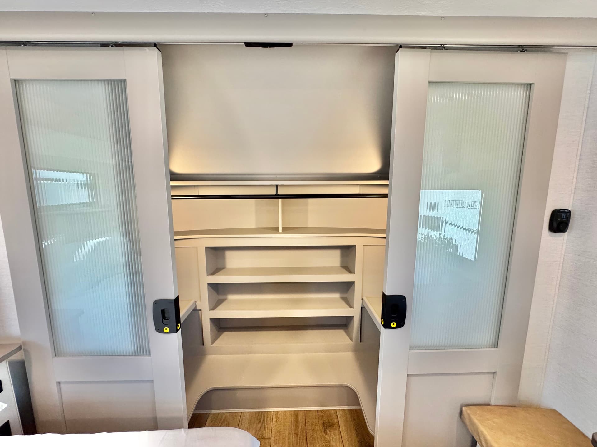 2025 Alliance RV 2025 Alliance RV Paradigm - thumbnail 61