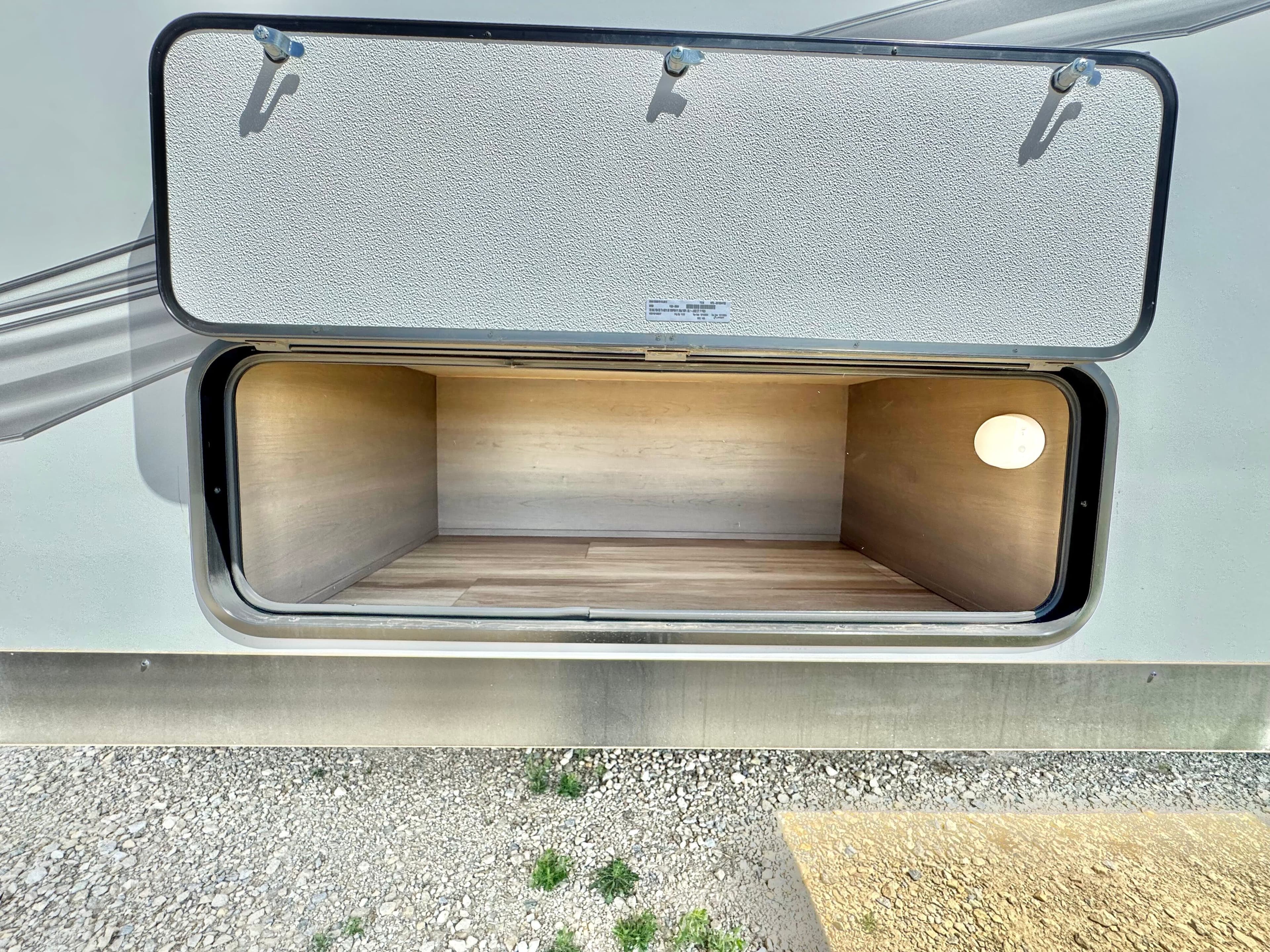 2025 Grand Design 2025 Grand Design Reflection - thumbnail 16