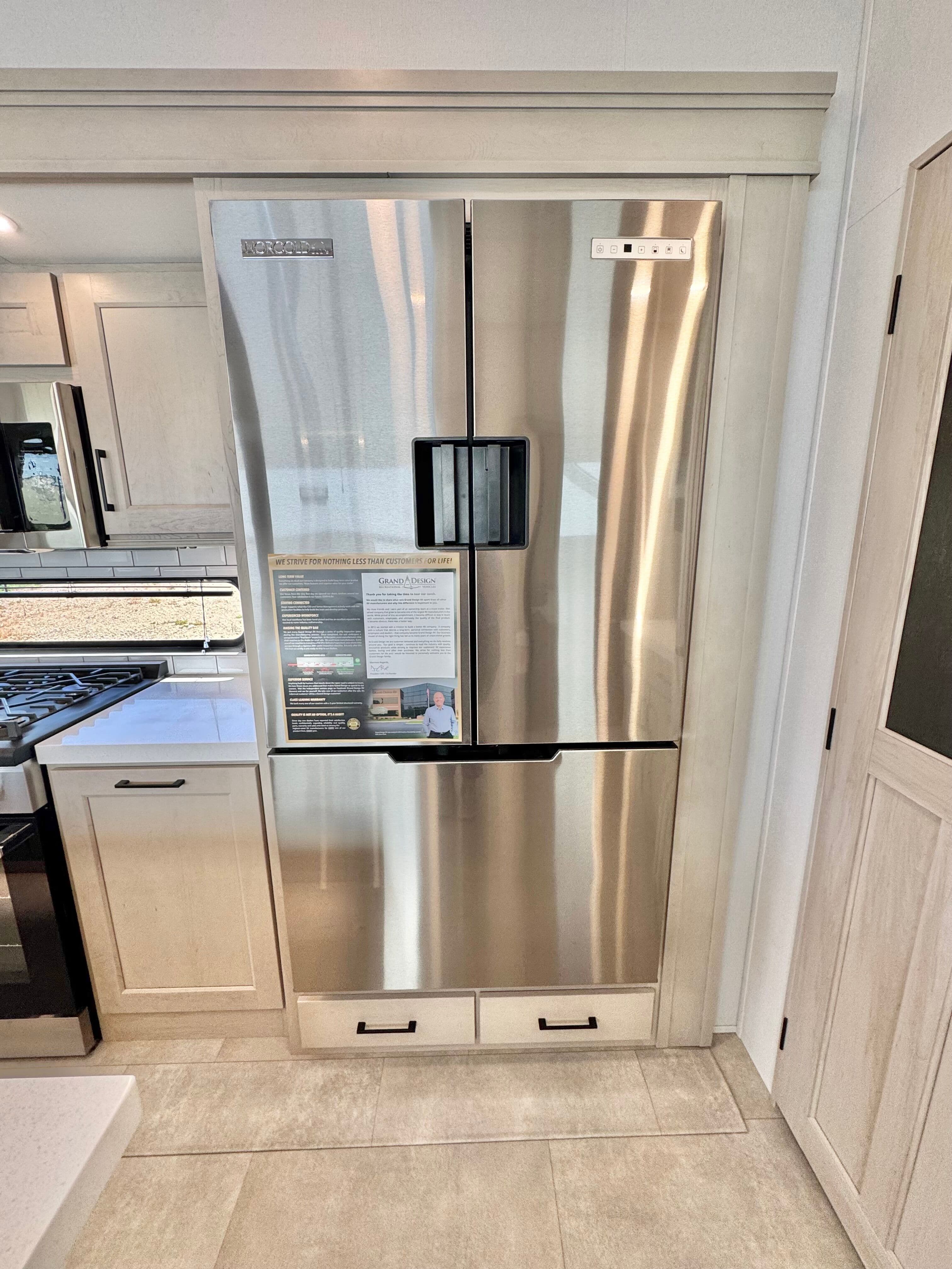 2025 Grand Design 2025 Grand Design Solitude - thumbnail 20