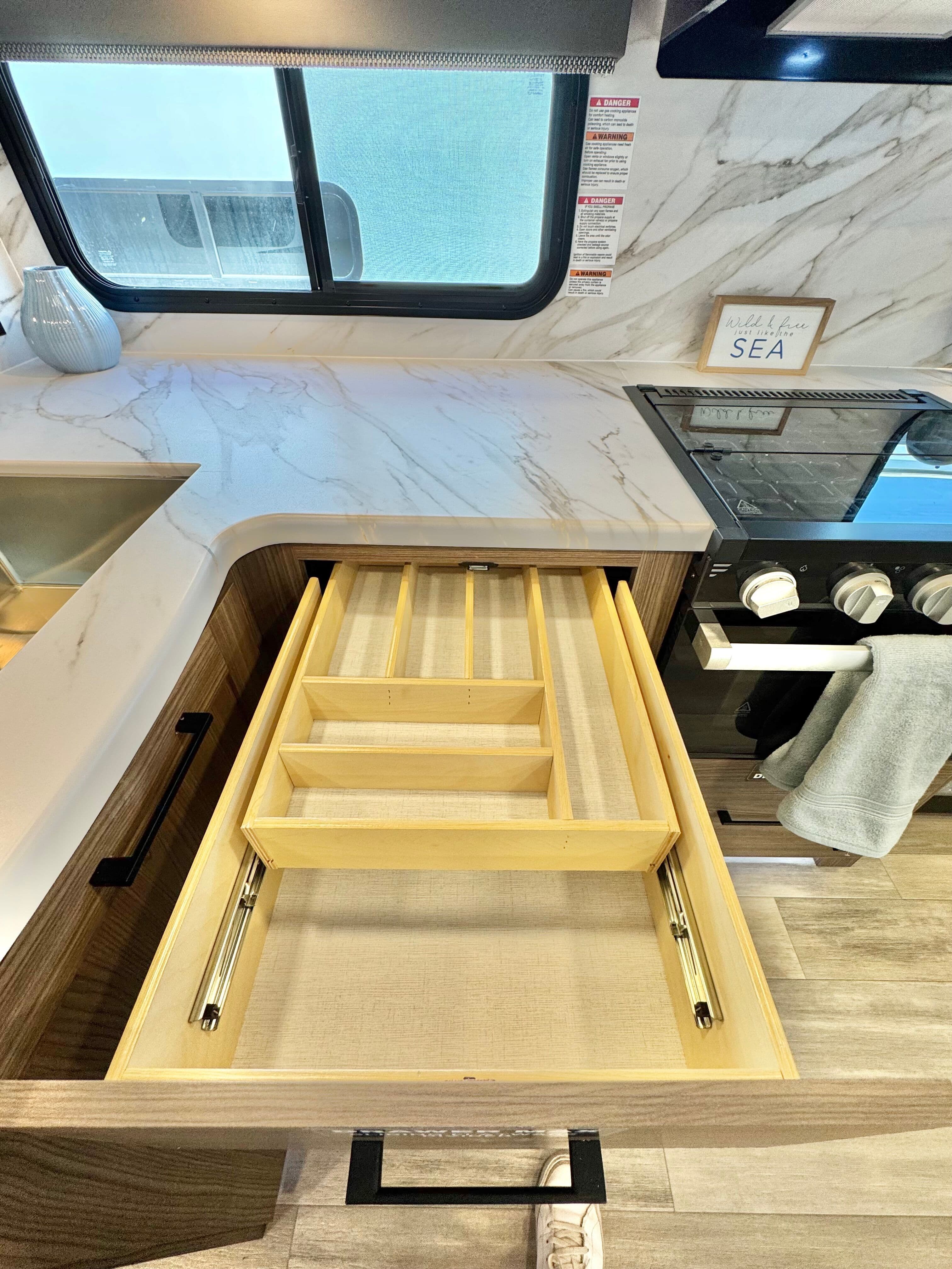 2025 Alliance RV 2025 Alliance RV Delta Ultra Lite - thumbnail 28