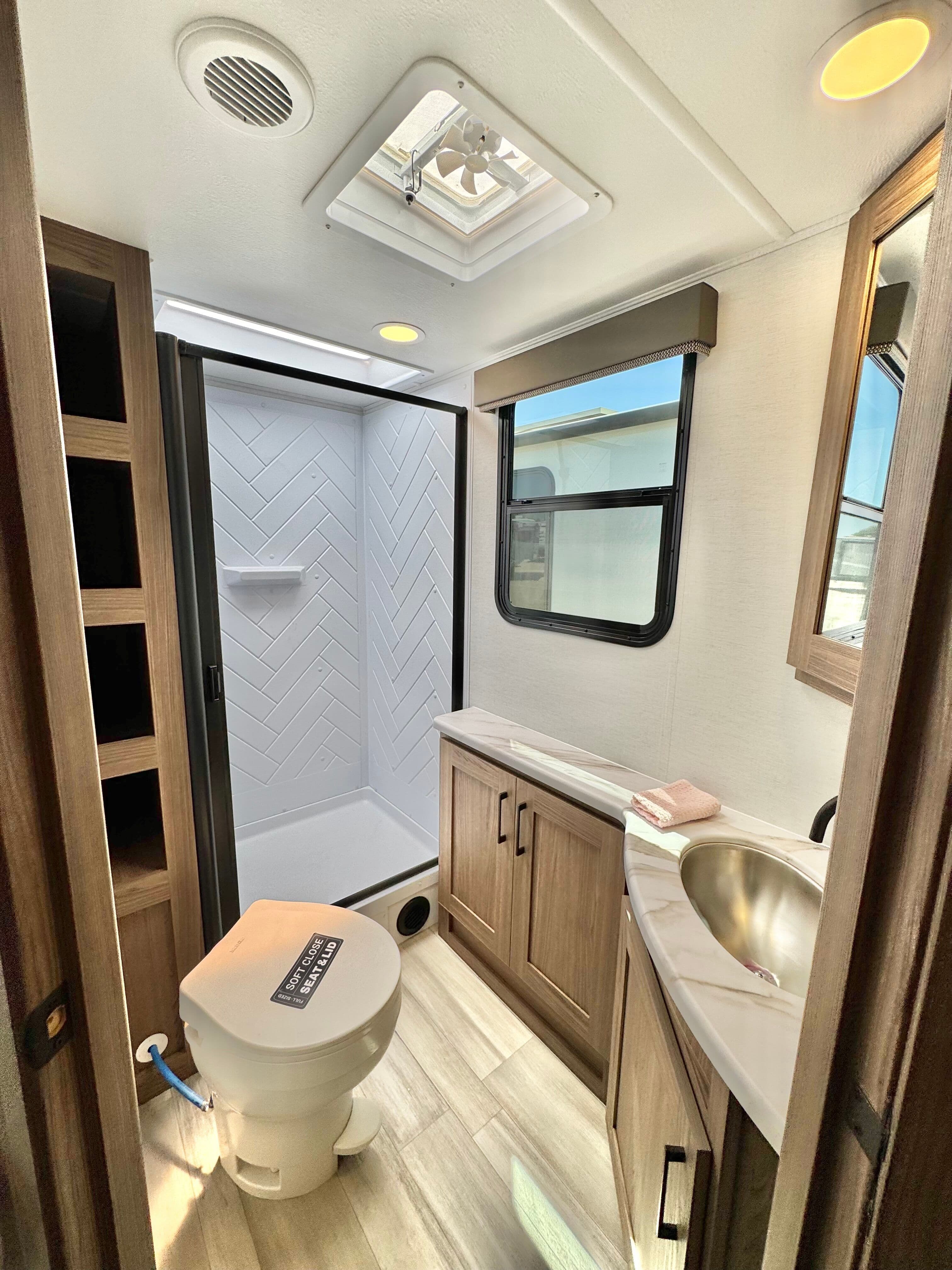 2025 Alliance RV 2025 Alliance RV Delta Ultra Lite - thumbnail 34