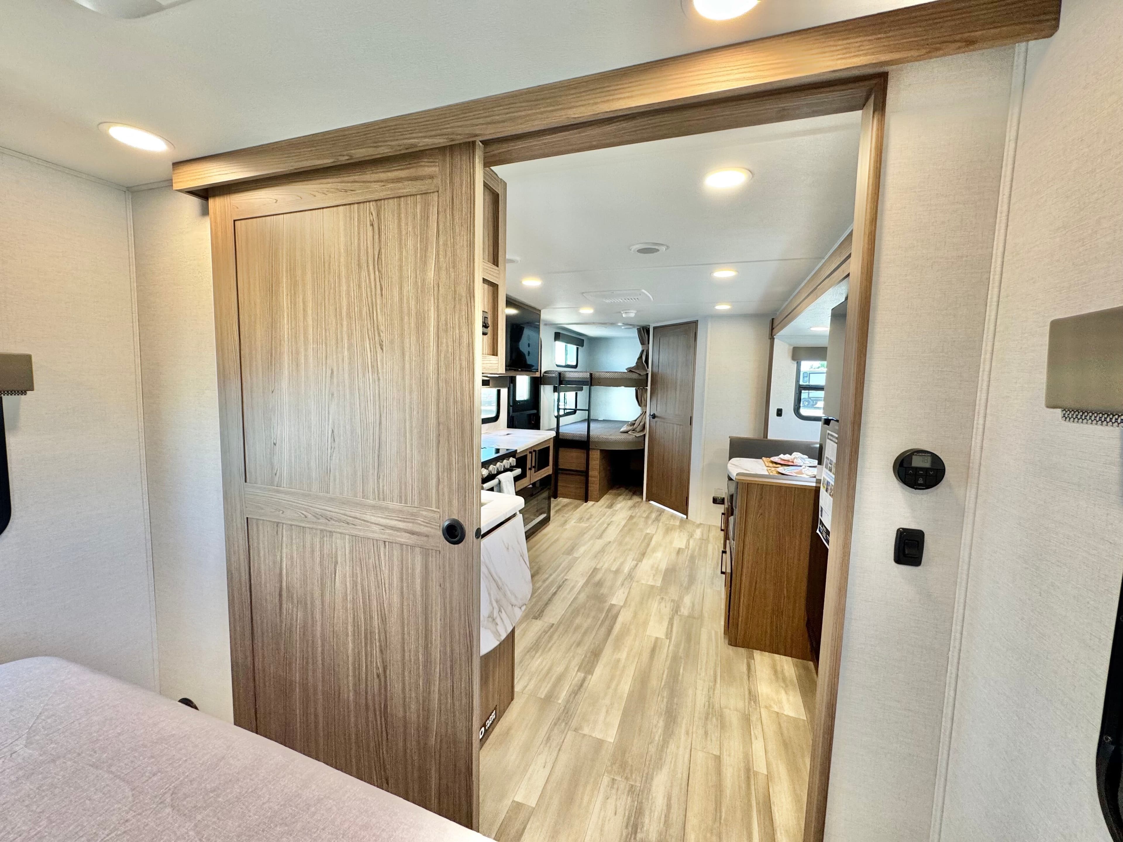 2025 Alliance RV 2025 Alliance RV Delta Ultra Lite - thumbnail 40