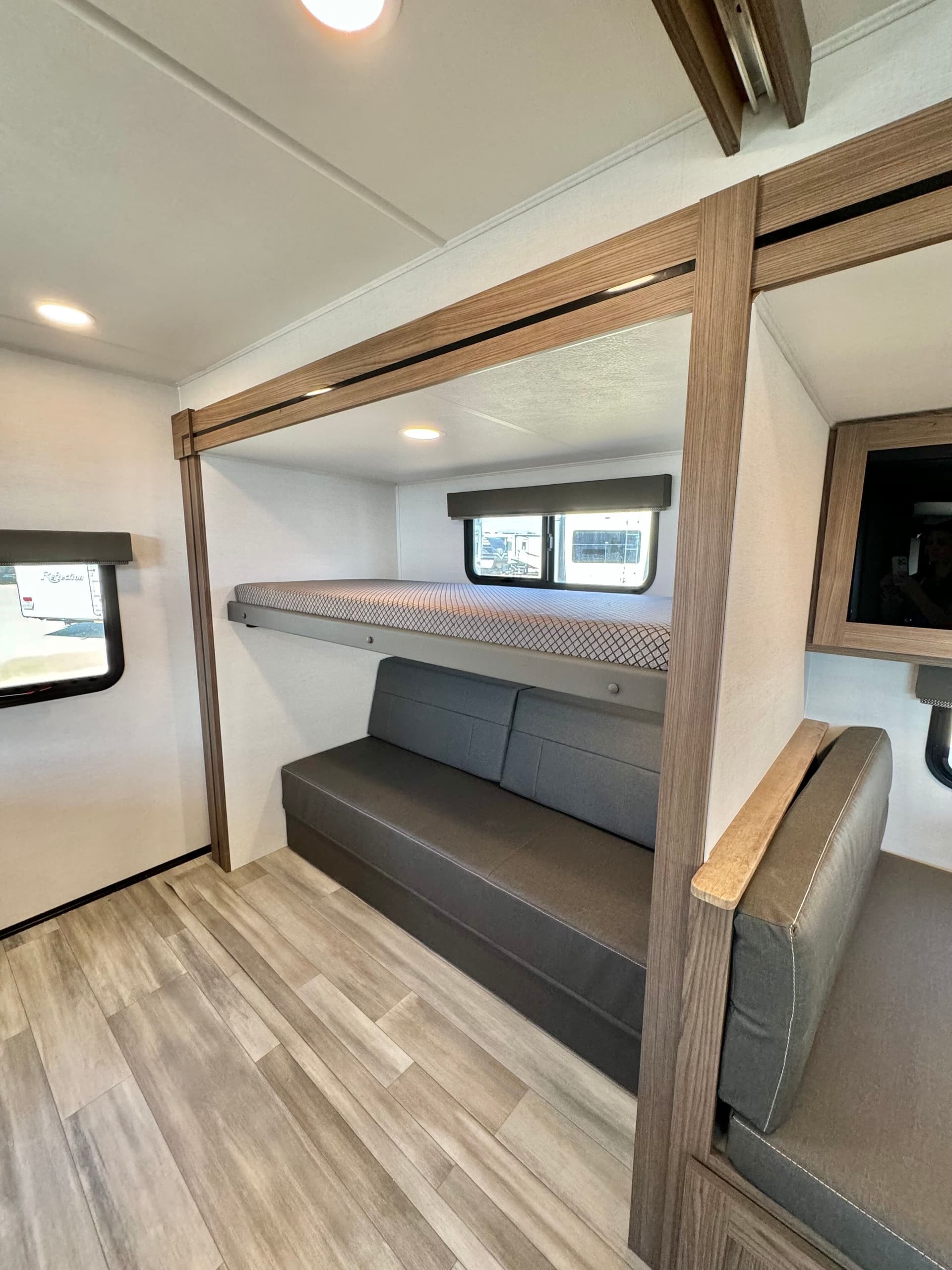 2025 Alliance RV 2025 Alliance RV Delta - thumbnail 33