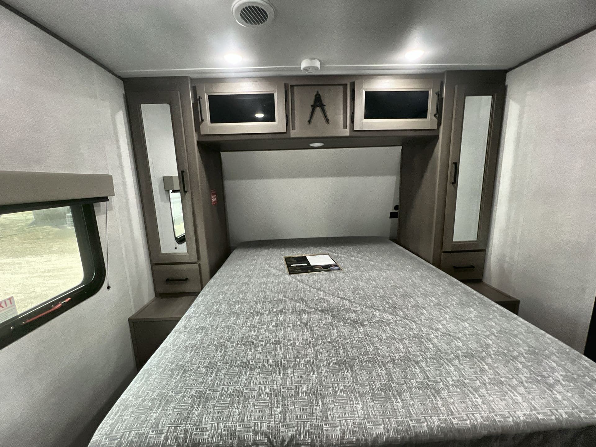 2026 Grand Design 2026 Grand Design Transcend - thumbnail 31