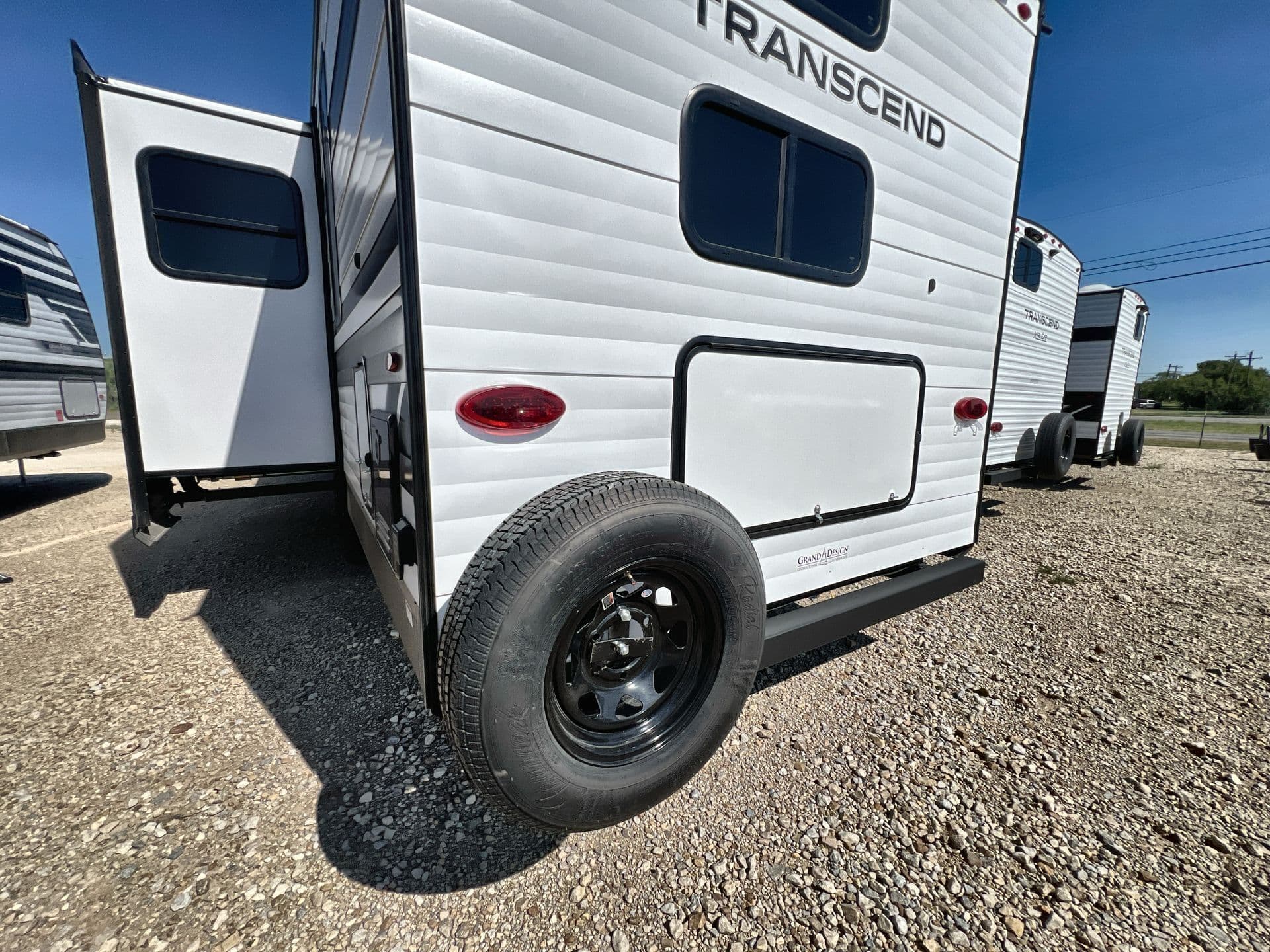 2026 Grand Design 2026 Grand Design Transcend - thumbnail 41