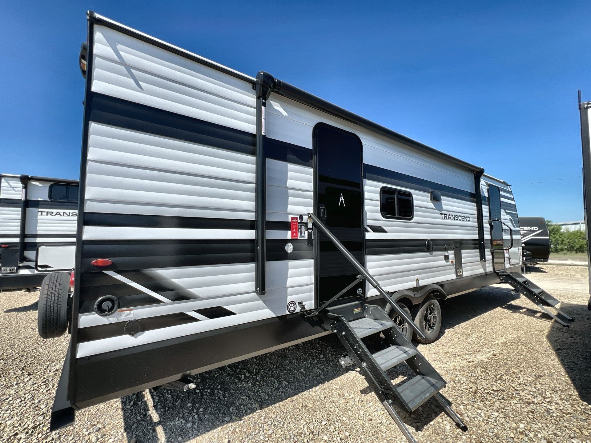 2026 Grand Design 2026 Grand Design Transcend - thumbnail 7