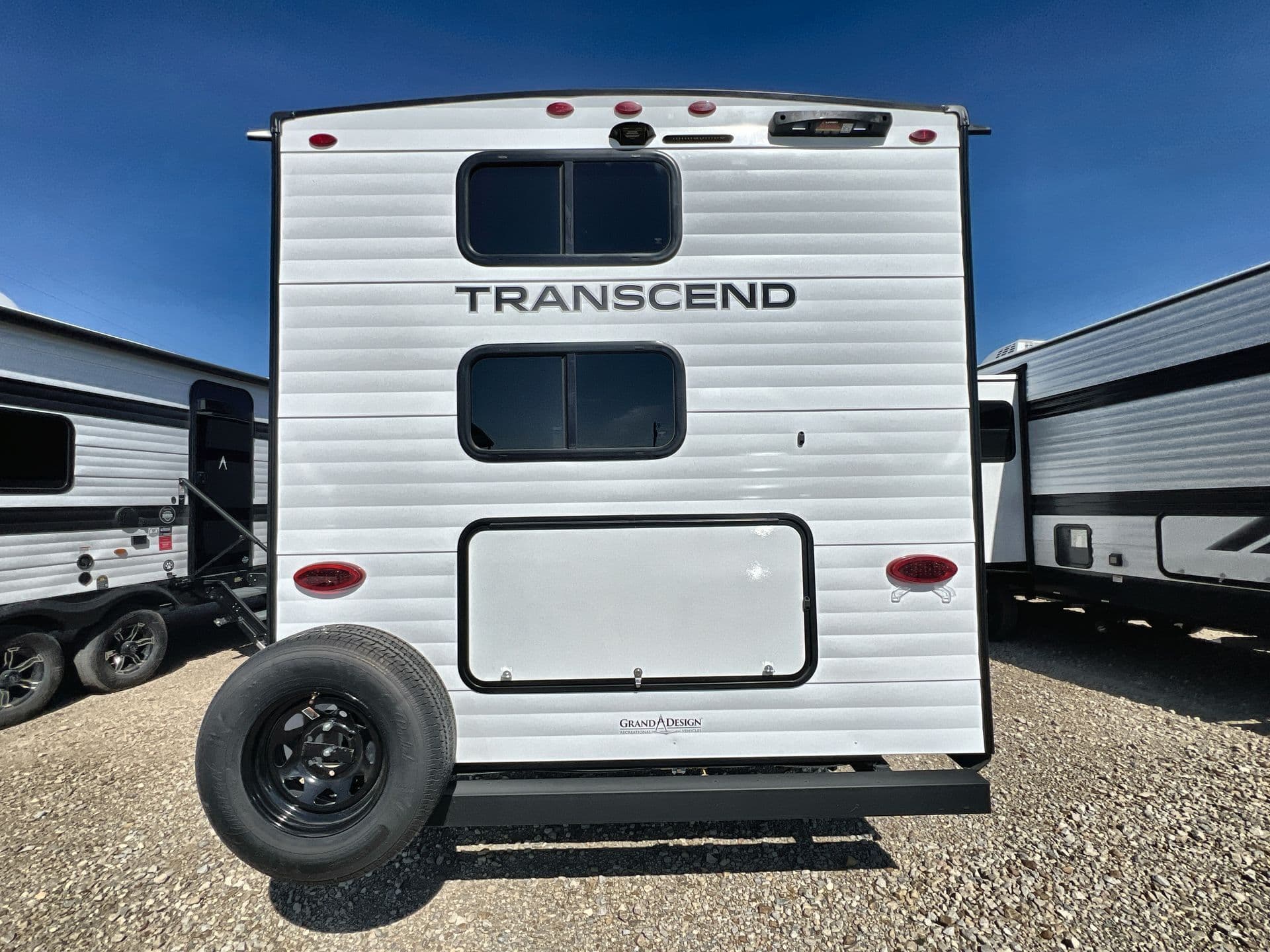 2026 Grand Design 2026 Grand Design Transcend - thumbnail 8