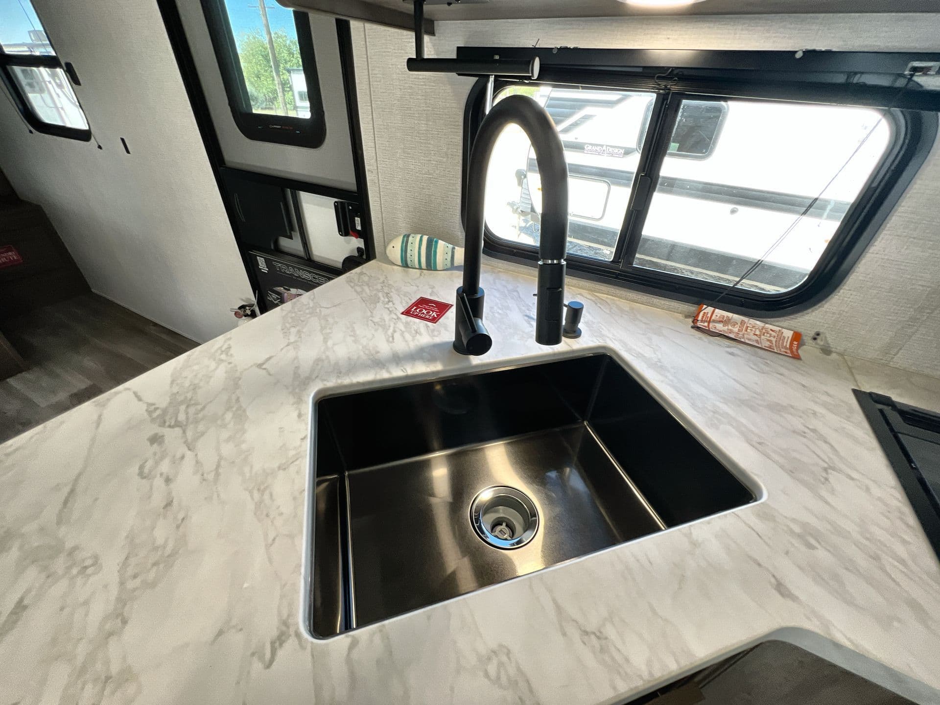 2026 Grand Design 2026 Grand Design Transcend - thumbnail 20