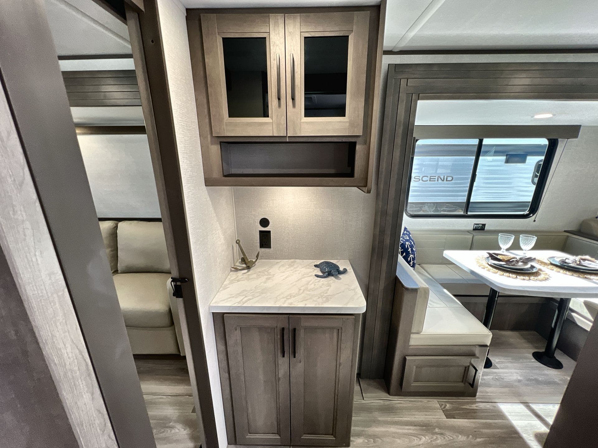 2026 Grand Design 2026 Grand Design Transcend - thumbnail 24