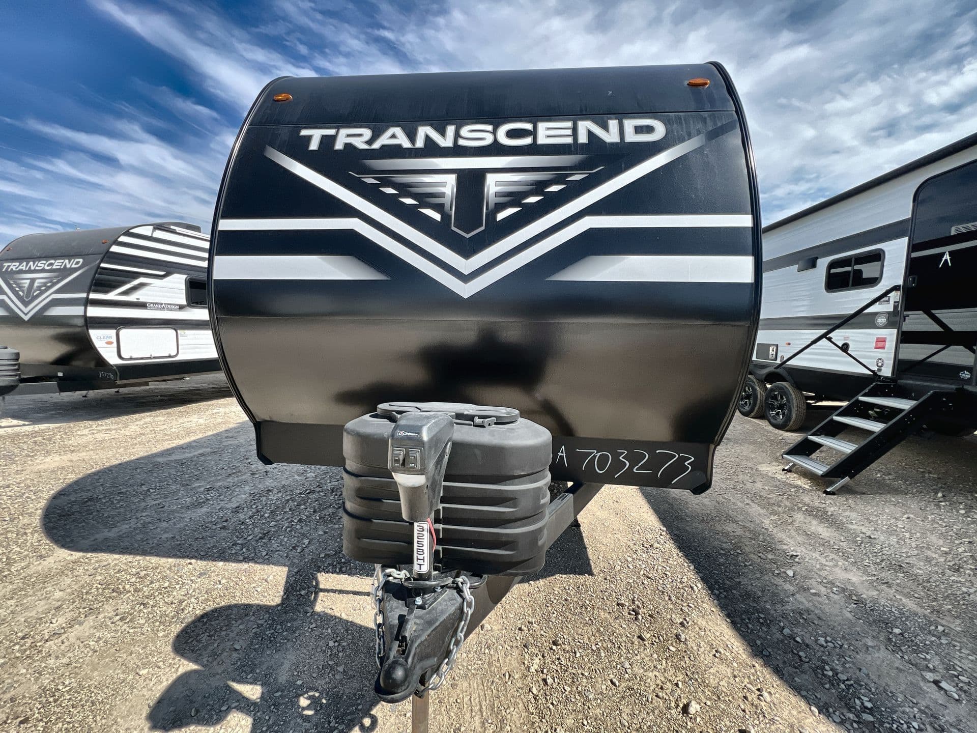 2026 Grand Design 2026 Grand Design Transcend - thumbnail 4