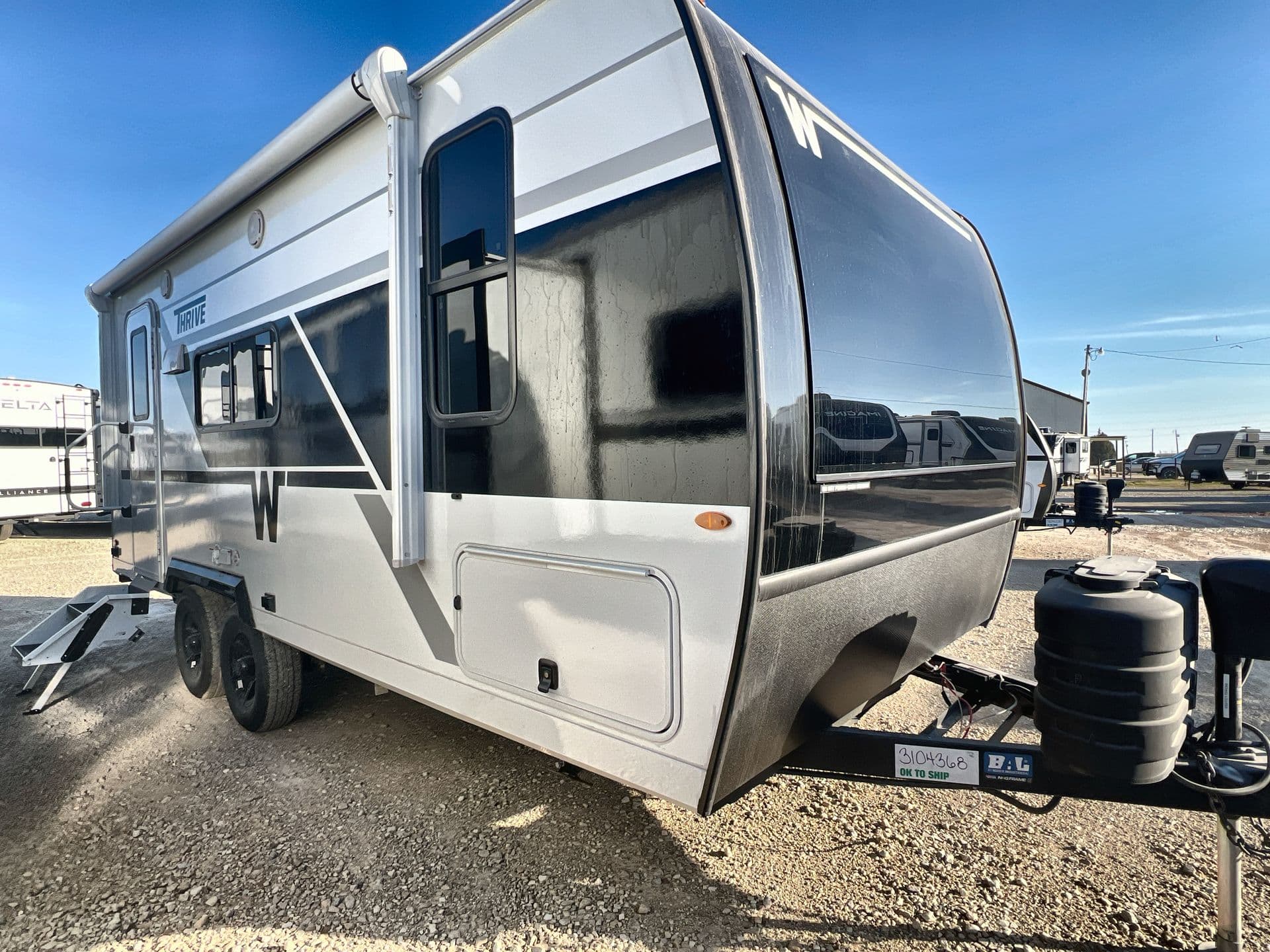 2026 Winnebago Thrive 18FBS