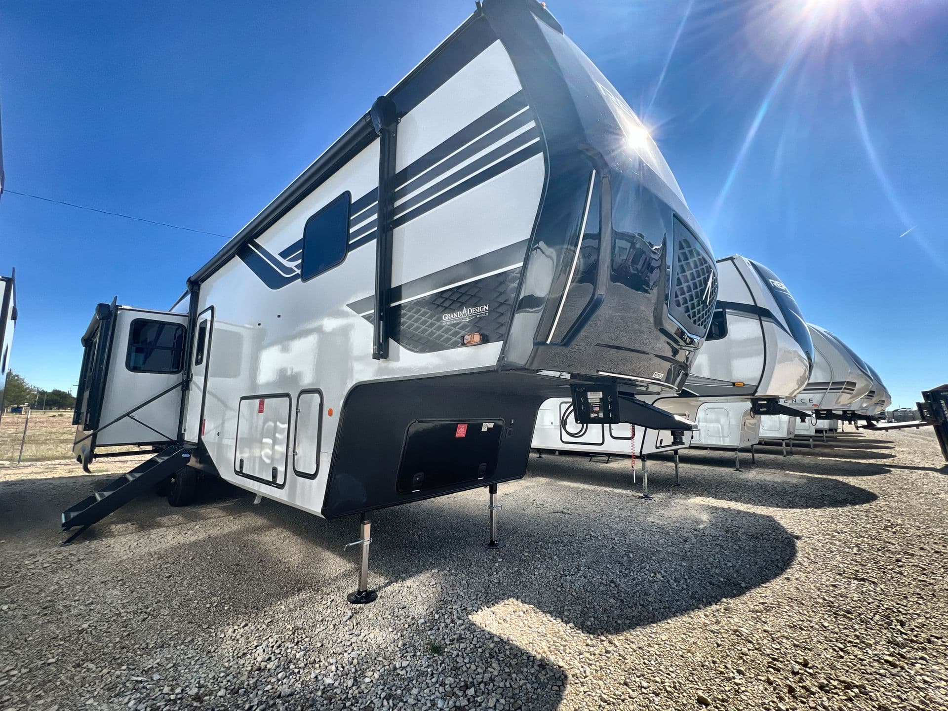 2026 Grand Design Reflection 337RLS