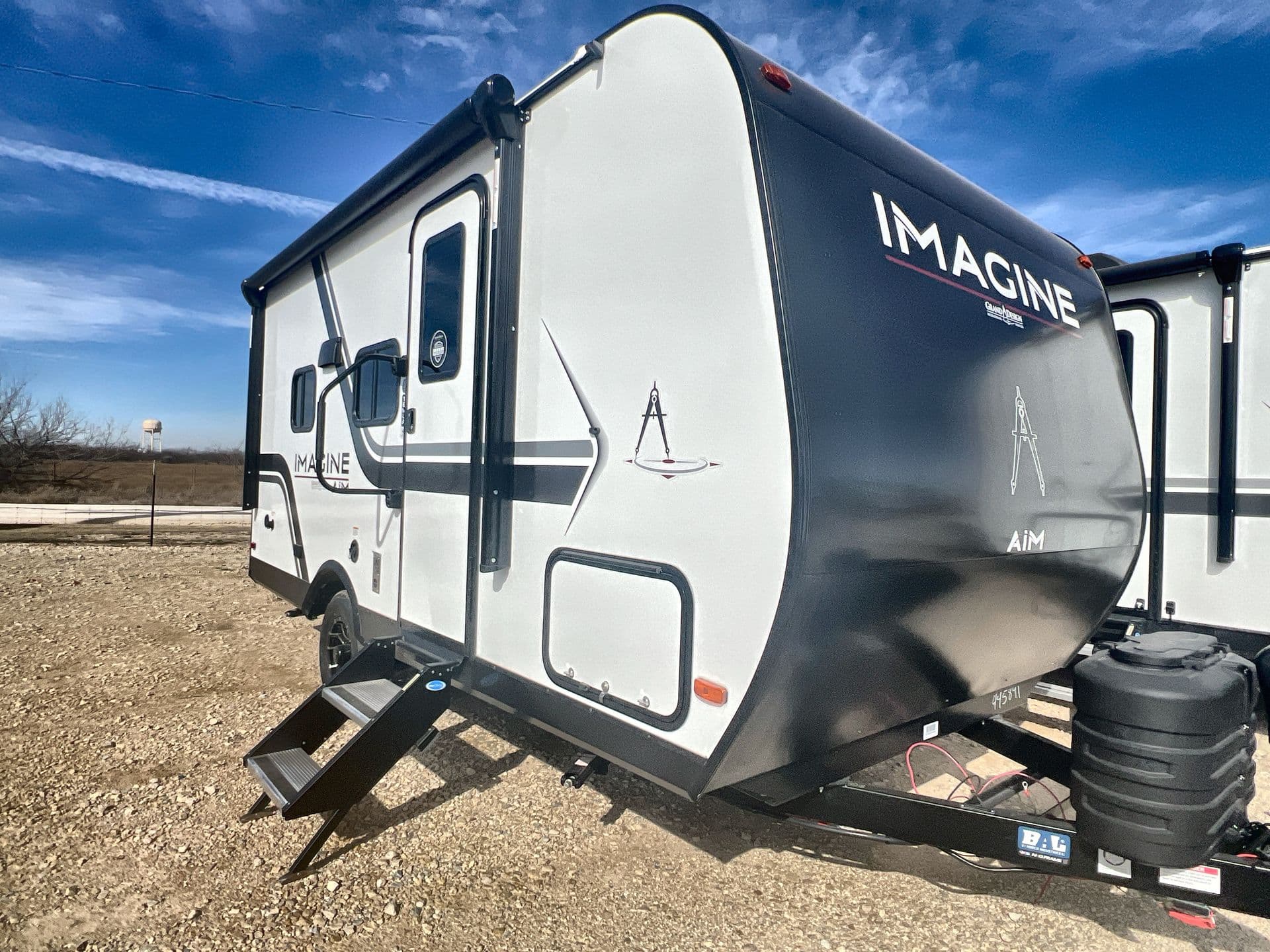 2026 Grand Design Imagine AIM 16MLA