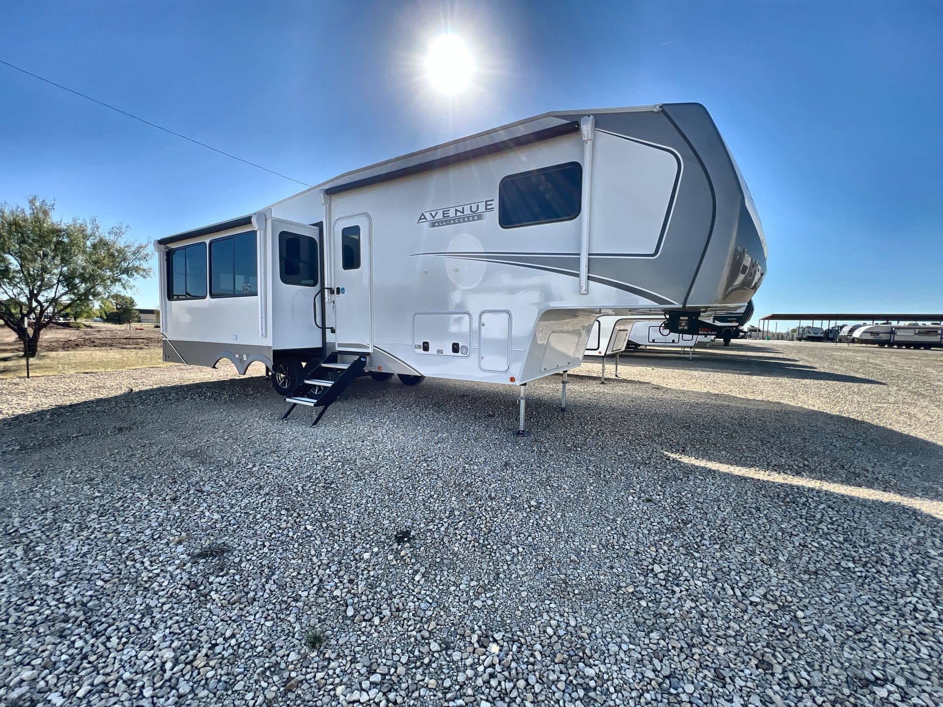 2026 Alliance RV AVENUE ALL-ACCESS SERIES 29RL